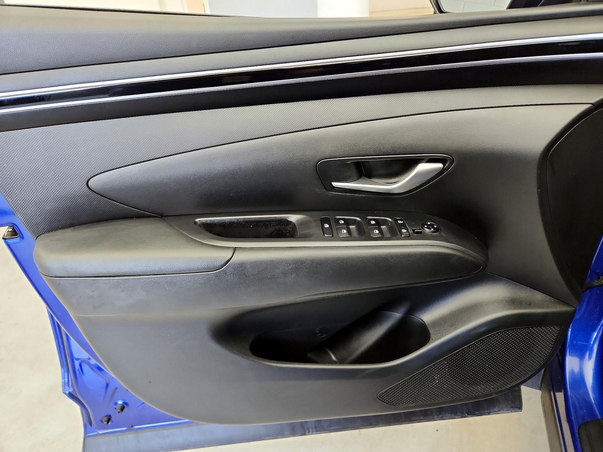 Thumbnail: 2023 Hyundai Tucson - 12