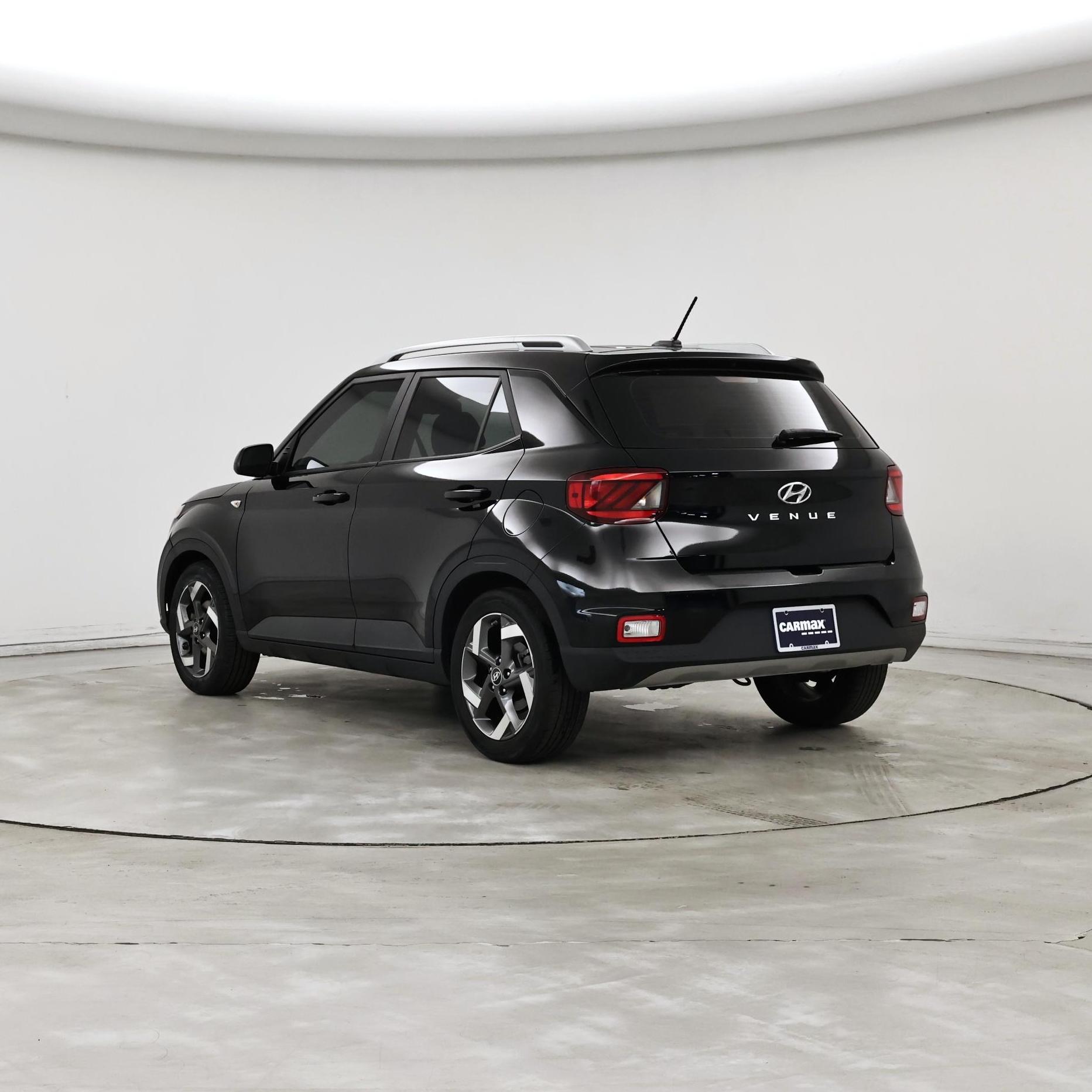 Thumbnail: 2023 Hyundai Venue - 2