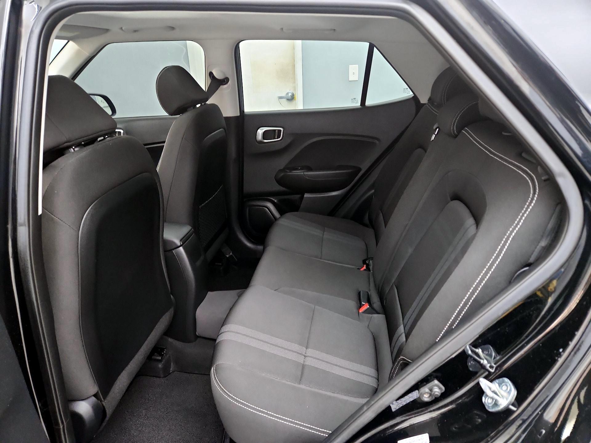 Thumbnail: 2023 Hyundai Venue - 20