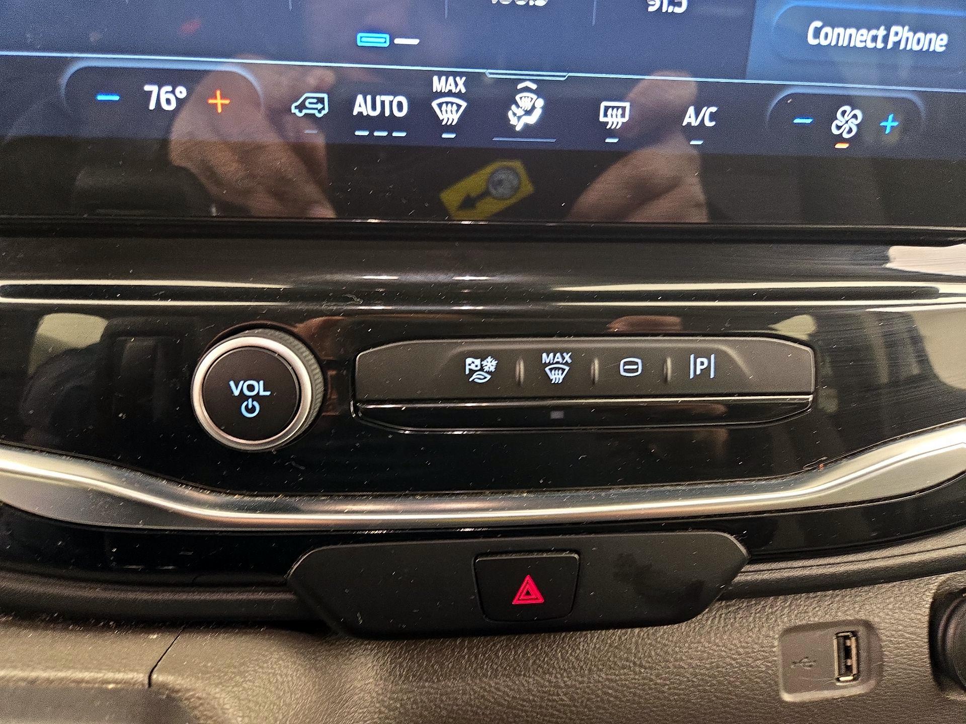 Thumbnail: 2023 Ford Transit Series - 16