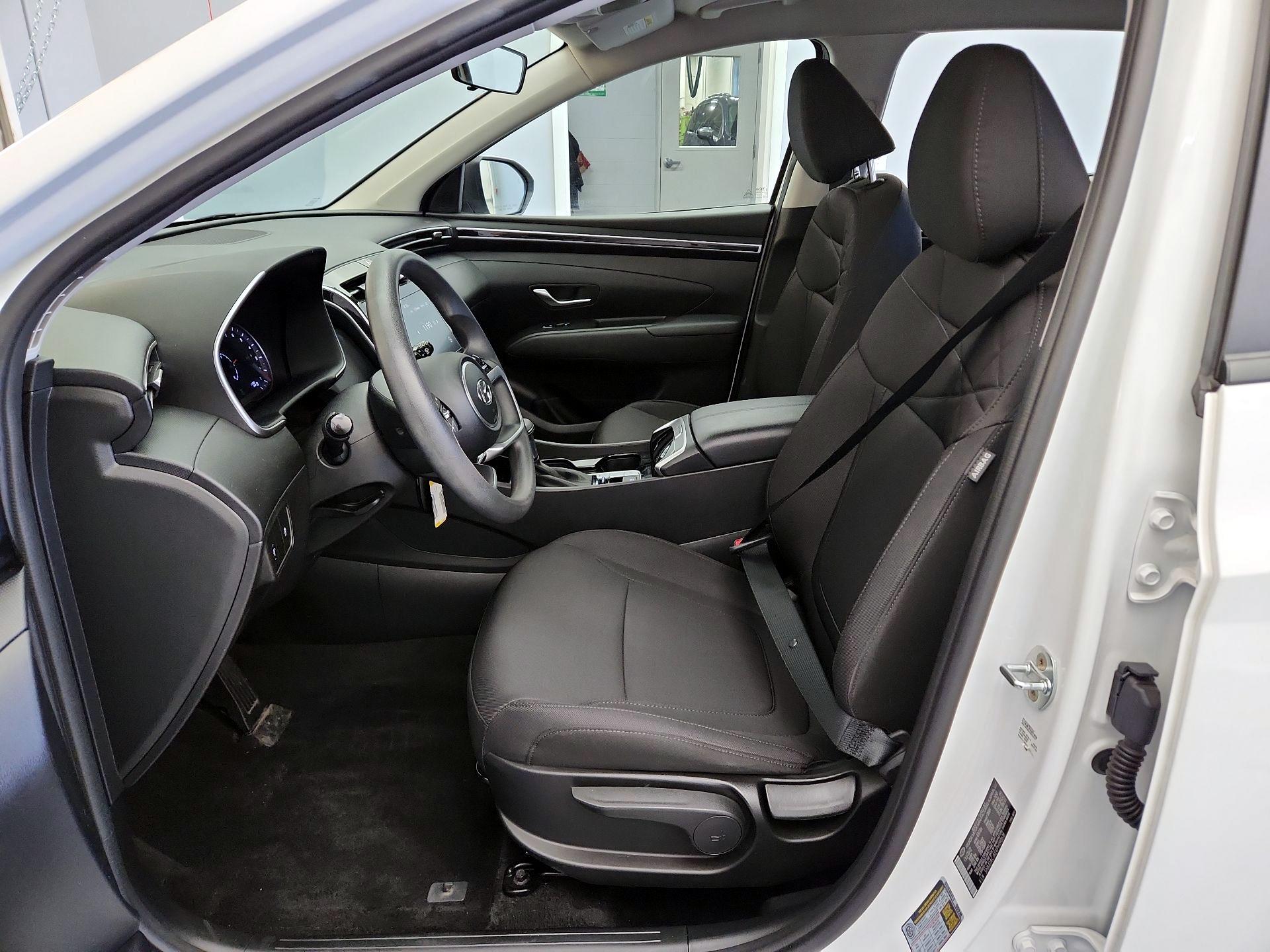 Thumbnail: 2023 Hyundai Tucson - 11