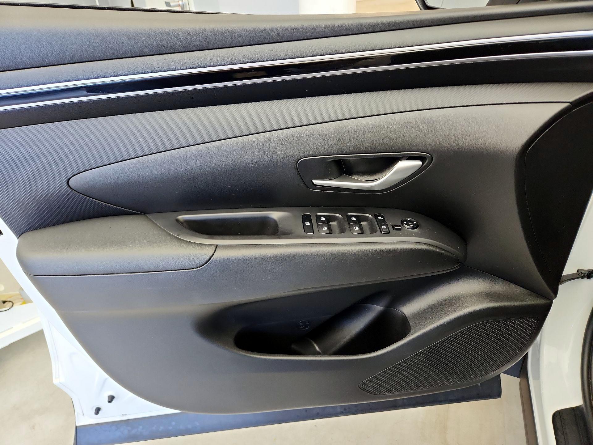 Thumbnail: 2023 Hyundai Tucson - 12