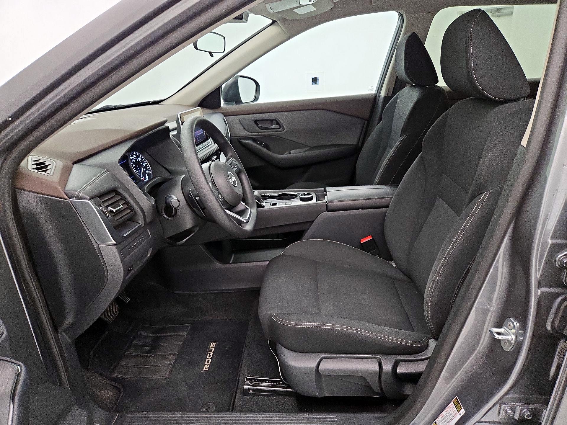 Thumbnail: 2023 Nissan Rogue - 11