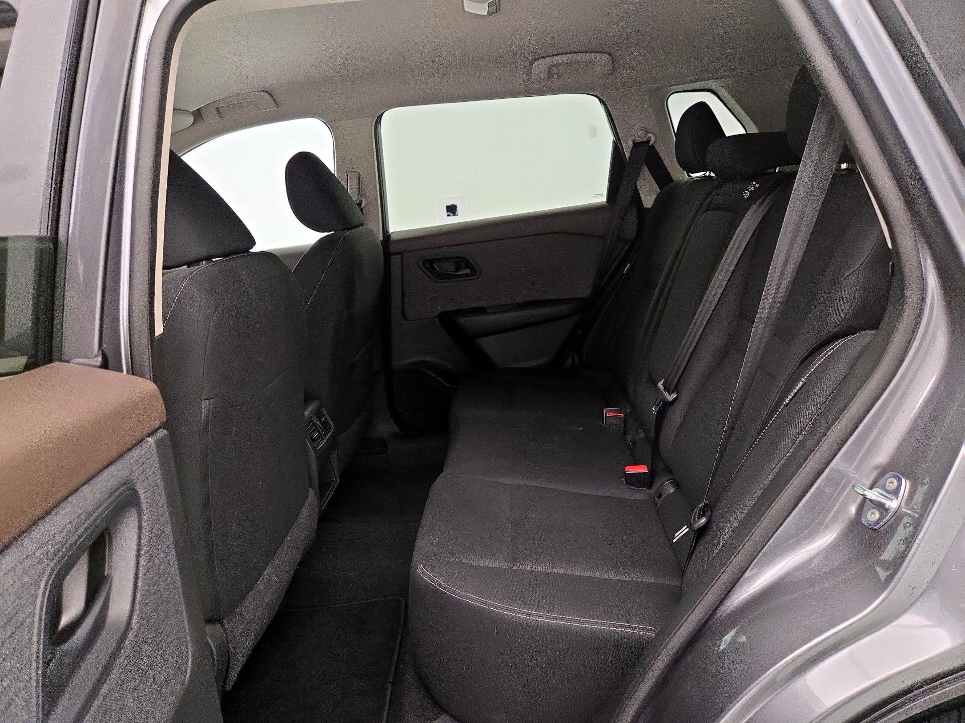 Thumbnail: 2023 Nissan Rogue - 19