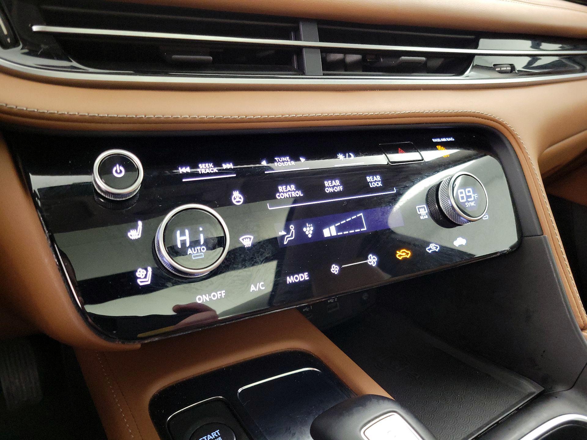 Thumbnail: 2023 INFINITI QX60 - 17