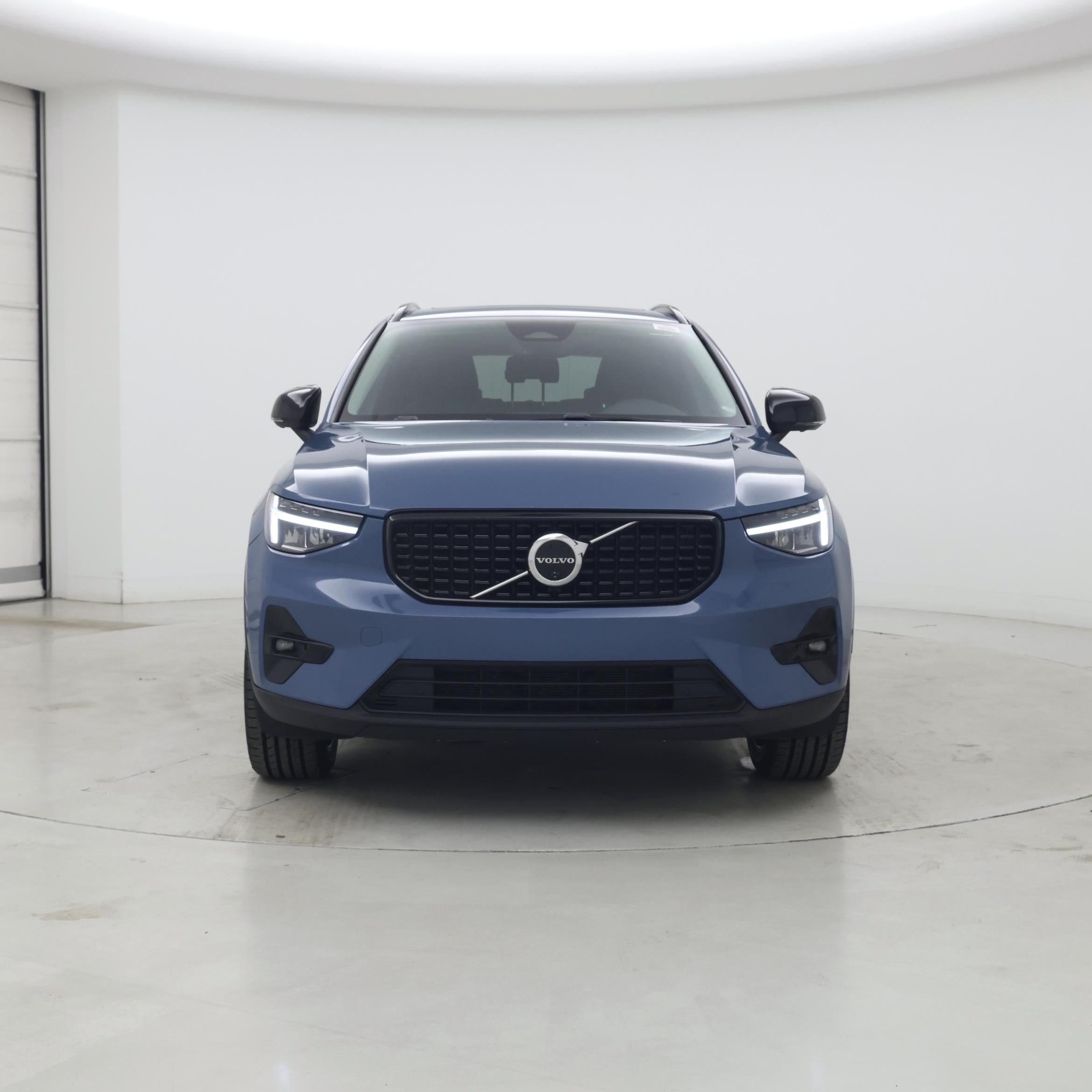 Thumbnail: 2024 Volvo XC40 - 5