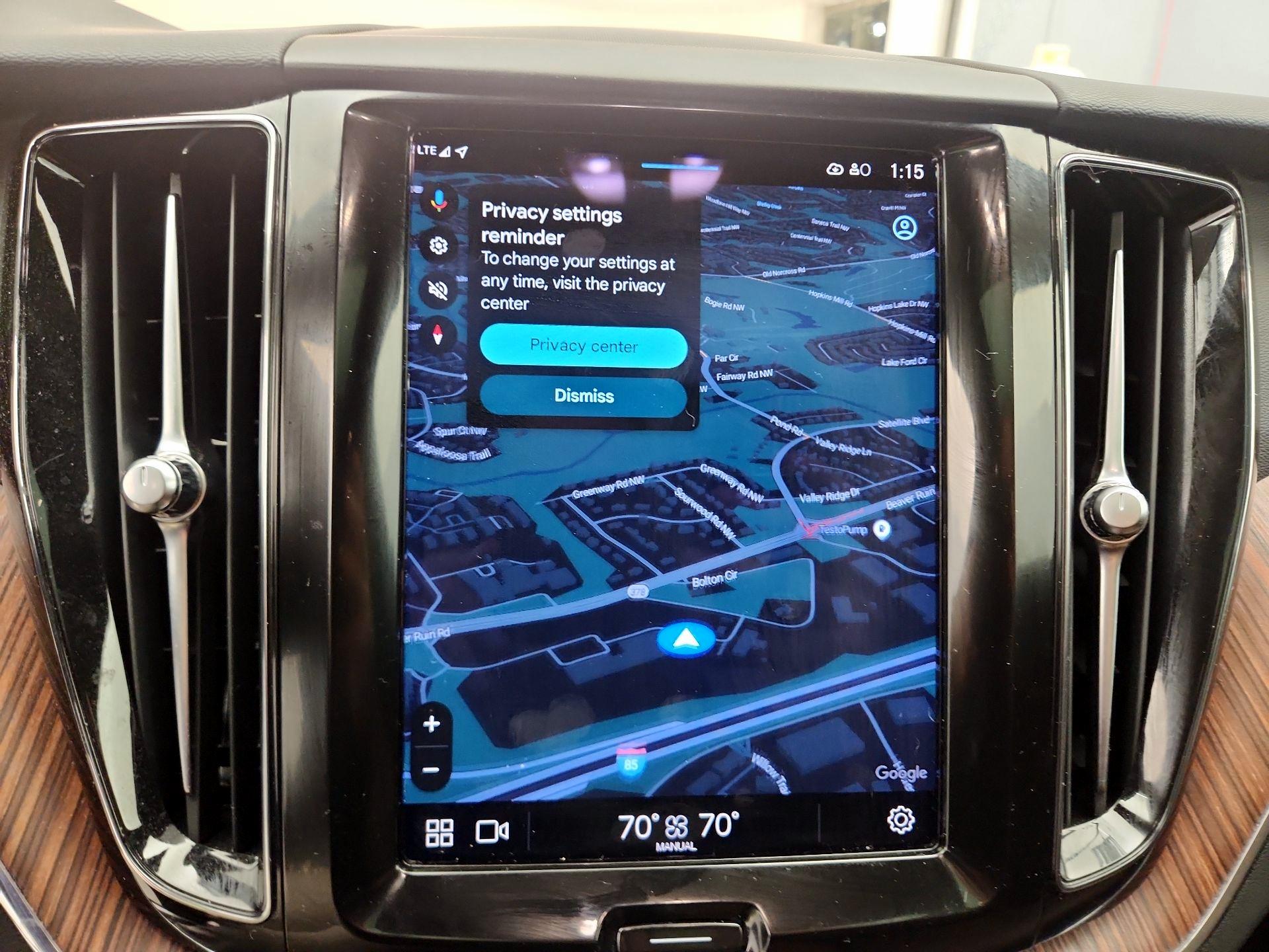 Thumbnail: 2023 Volvo XC60 - 14