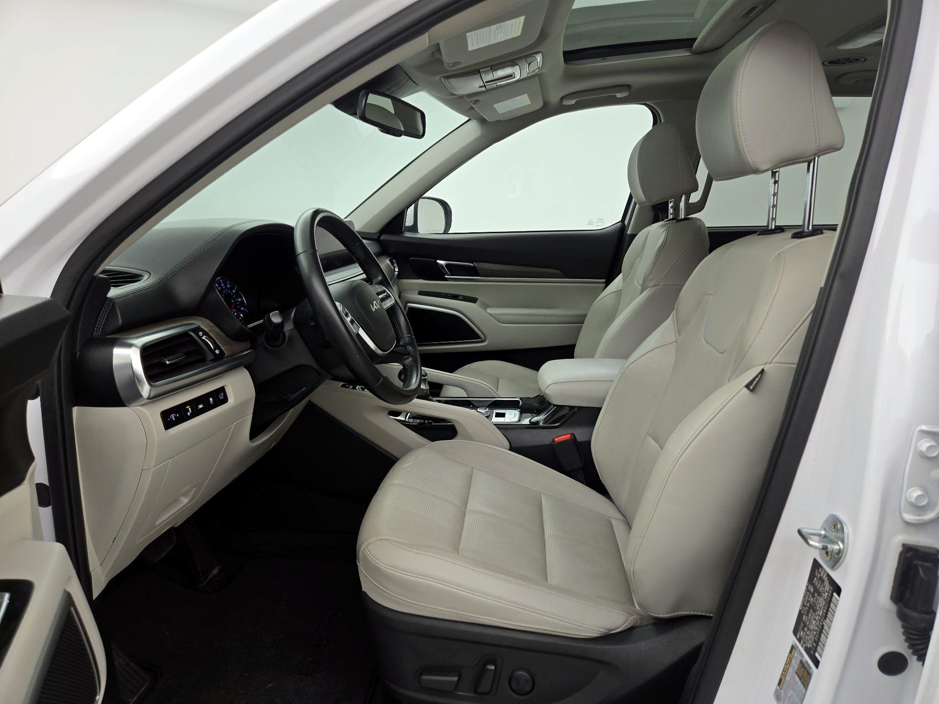 Thumbnail: 2022 Kia Telluride - 11