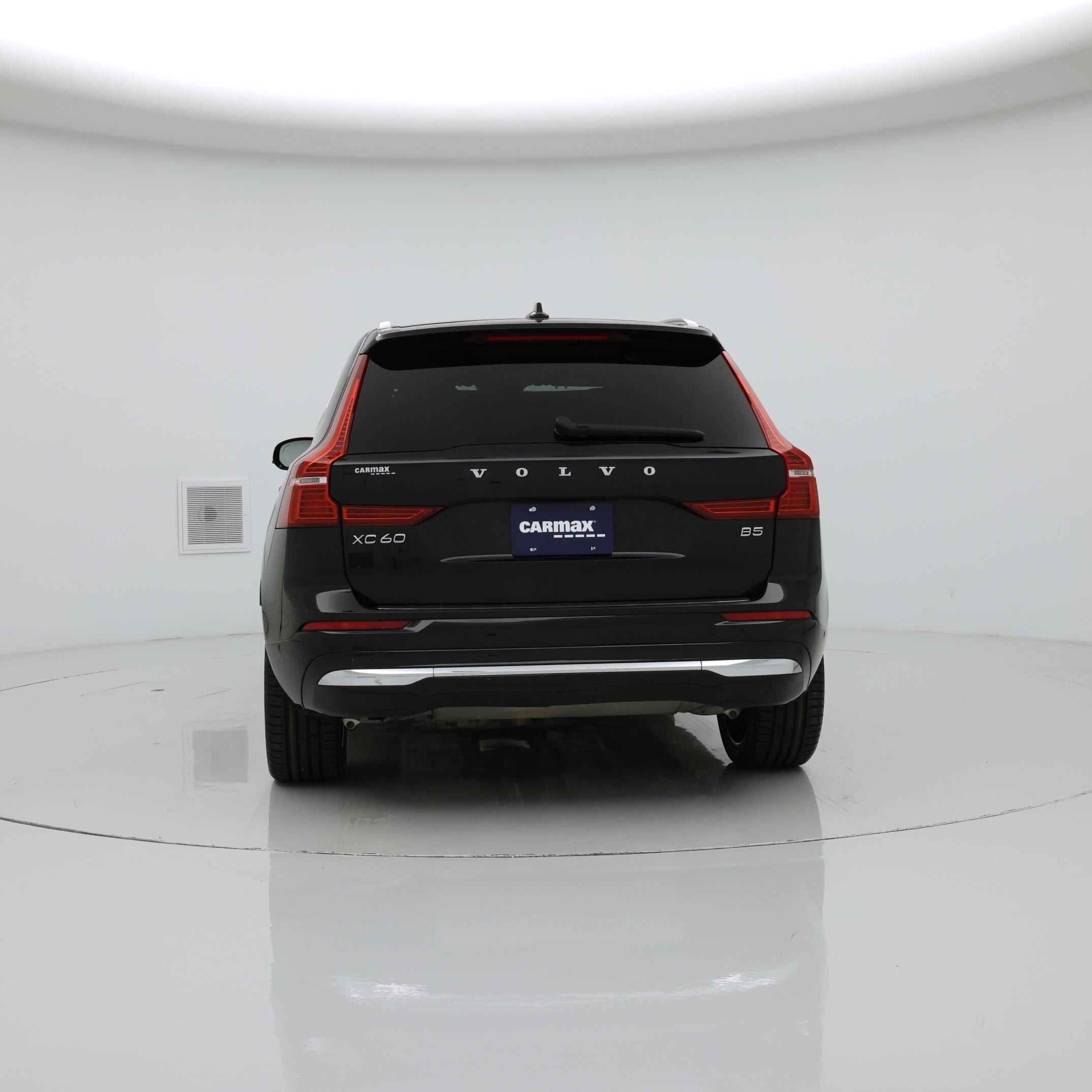 Thumbnail: 2023 Volvo XC60 - 6