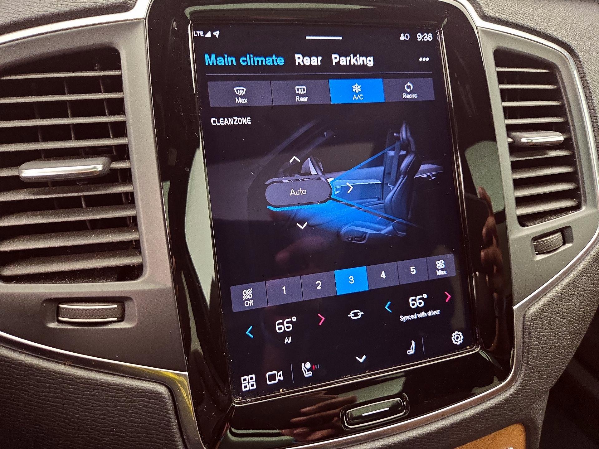 Thumbnail: 2023 Volvo XC90 - 17