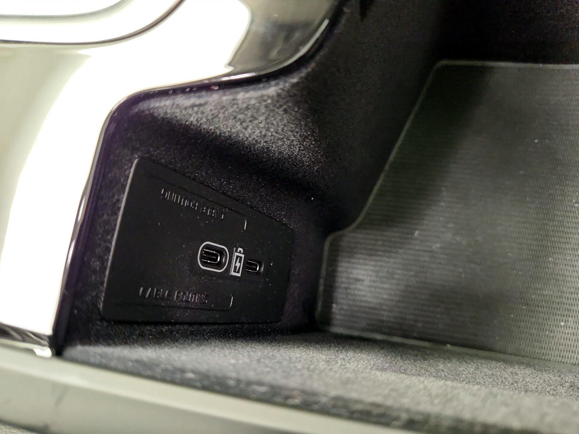 Thumbnail: 2024 Volvo XC90 - 19