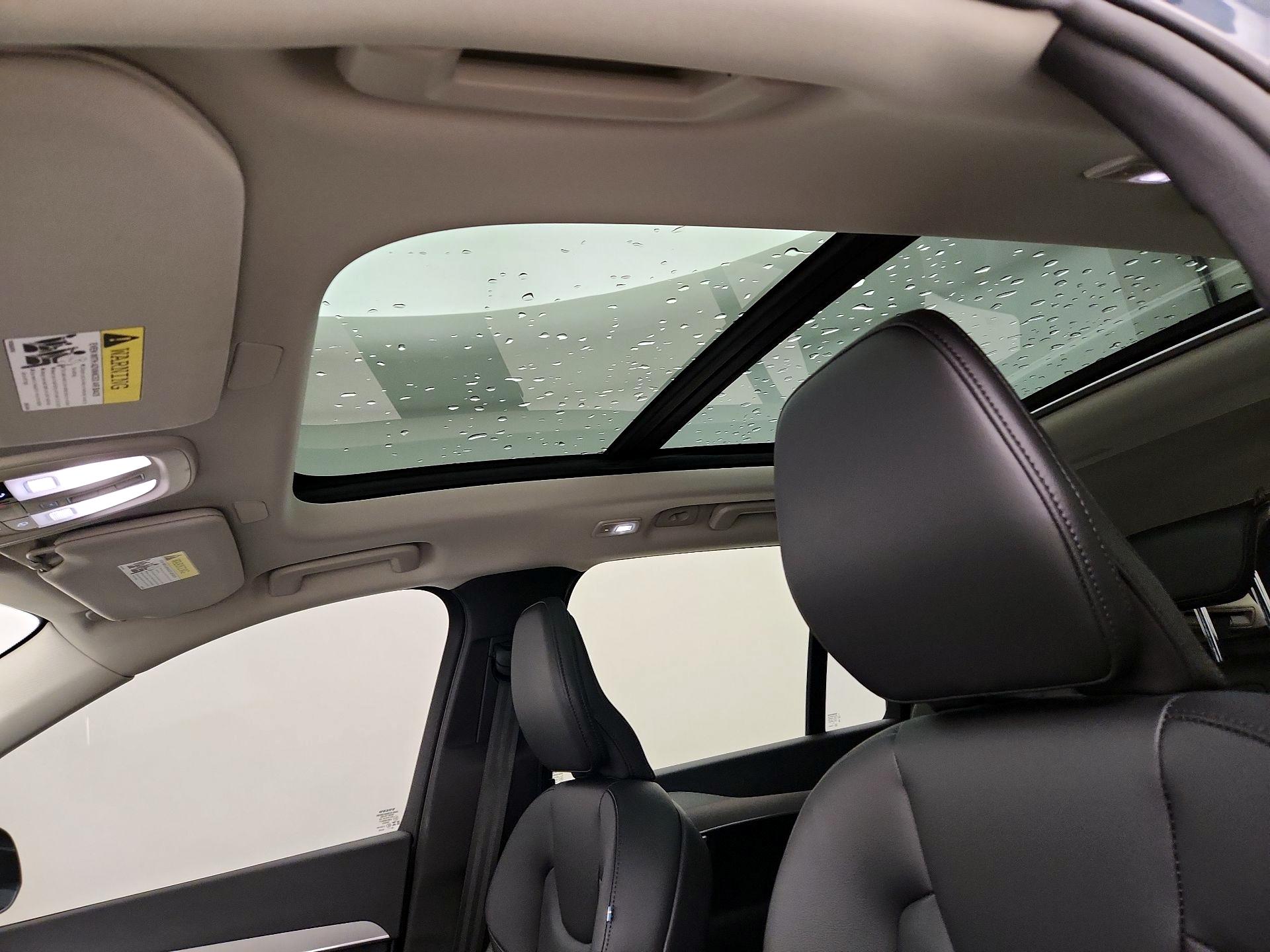 Thumbnail: 2024 Volvo XC90 - 20