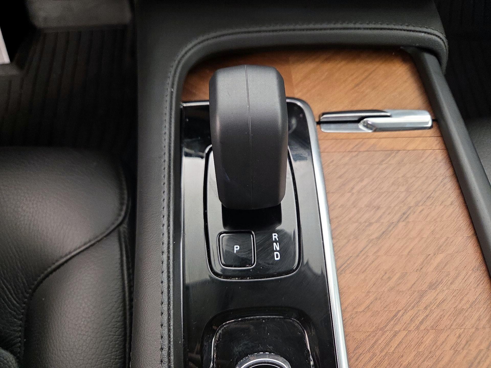 Thumbnail: 2024 Volvo XC90 - 18