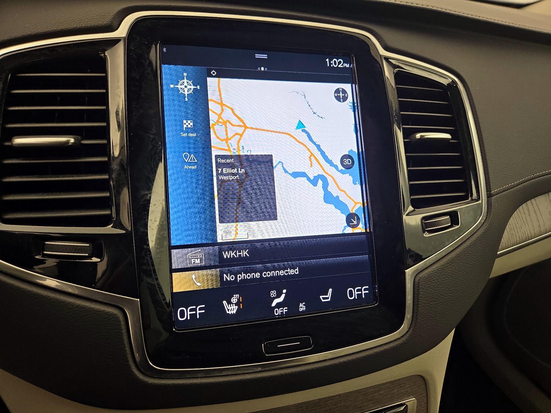 Thumbnail: 2022 Volvo XC90 - 14