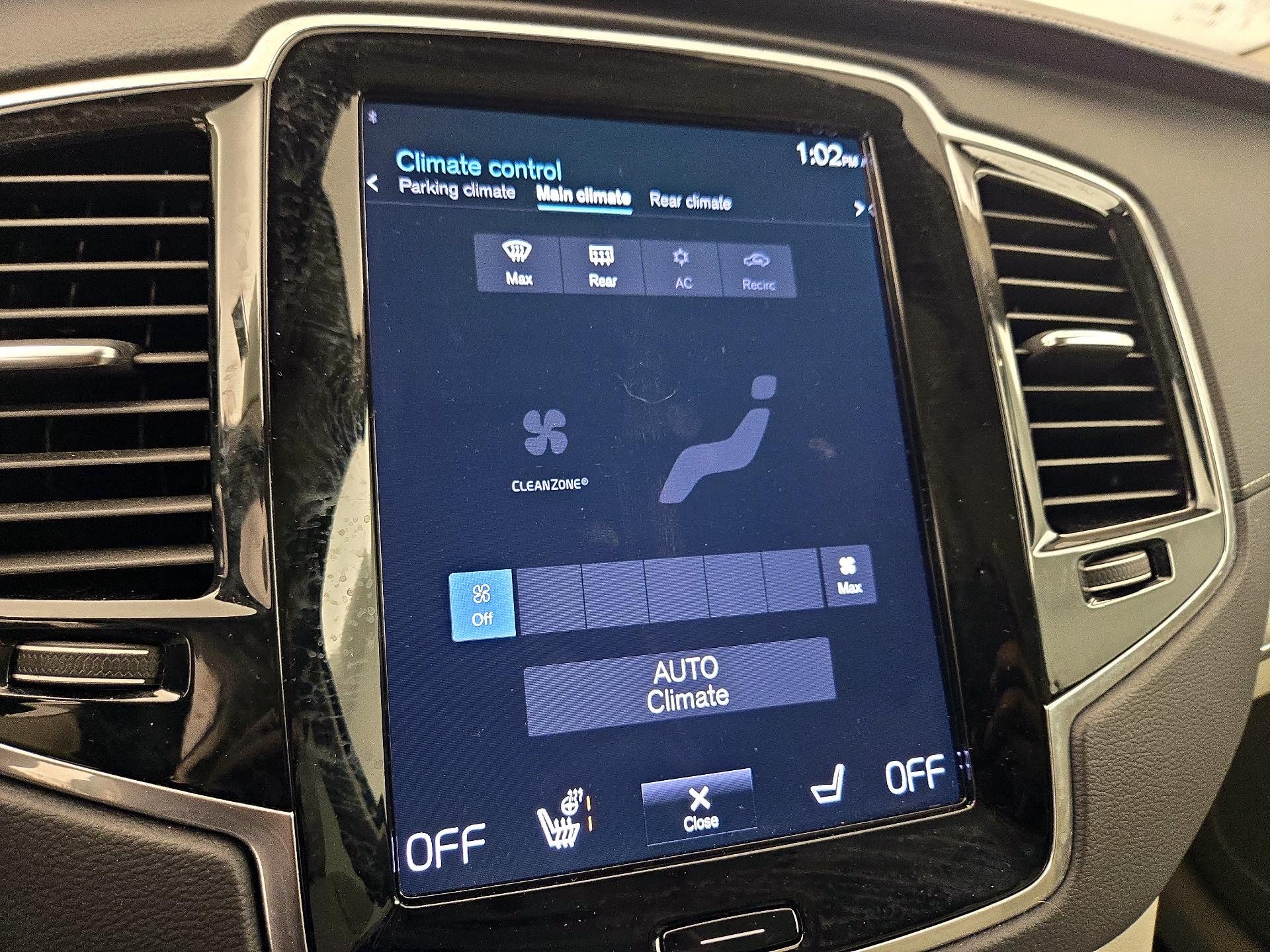 Thumbnail: 2022 Volvo XC90 - 17