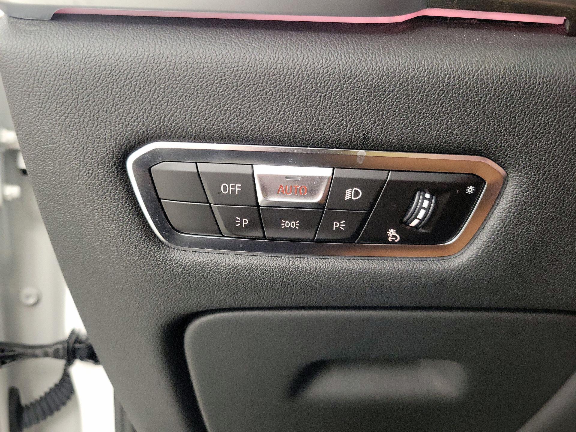 Thumbnail: 2022 BMW X5 - 13