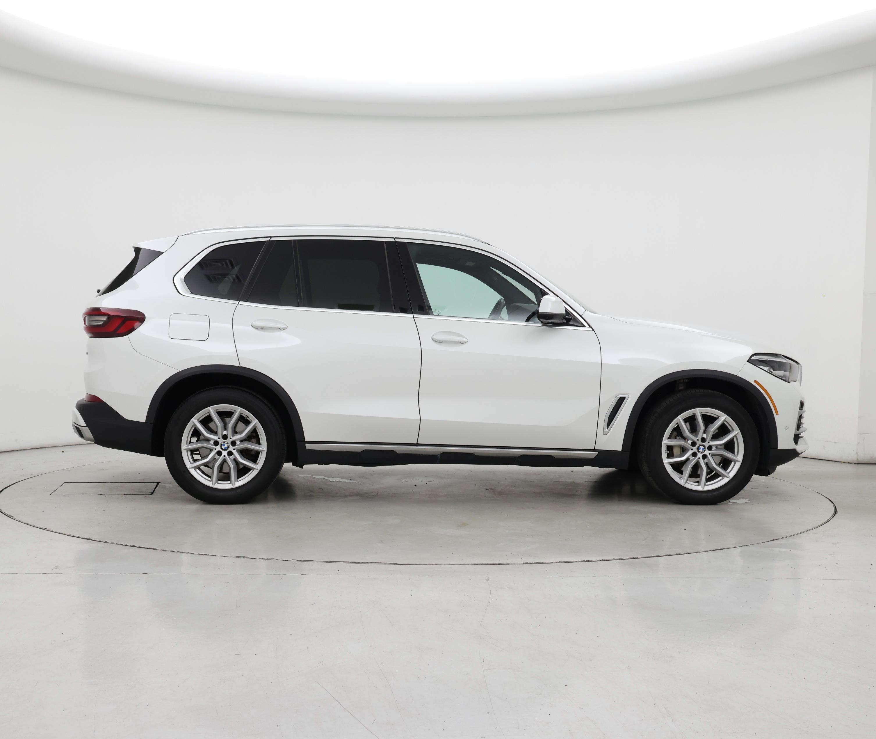 Thumbnail: 2022 BMW X5 - 7