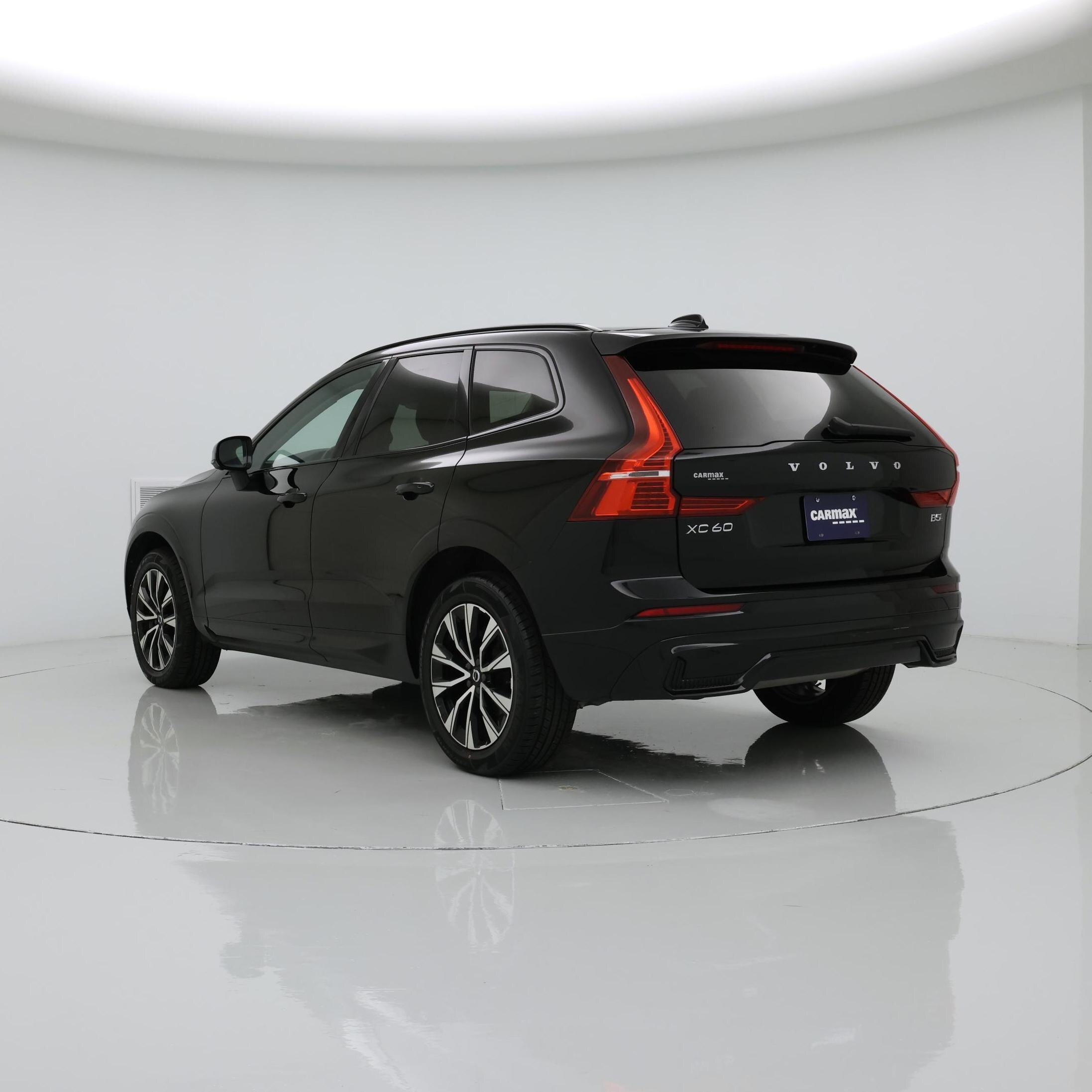 Thumbnail: 2023 Volvo XC60 - 2