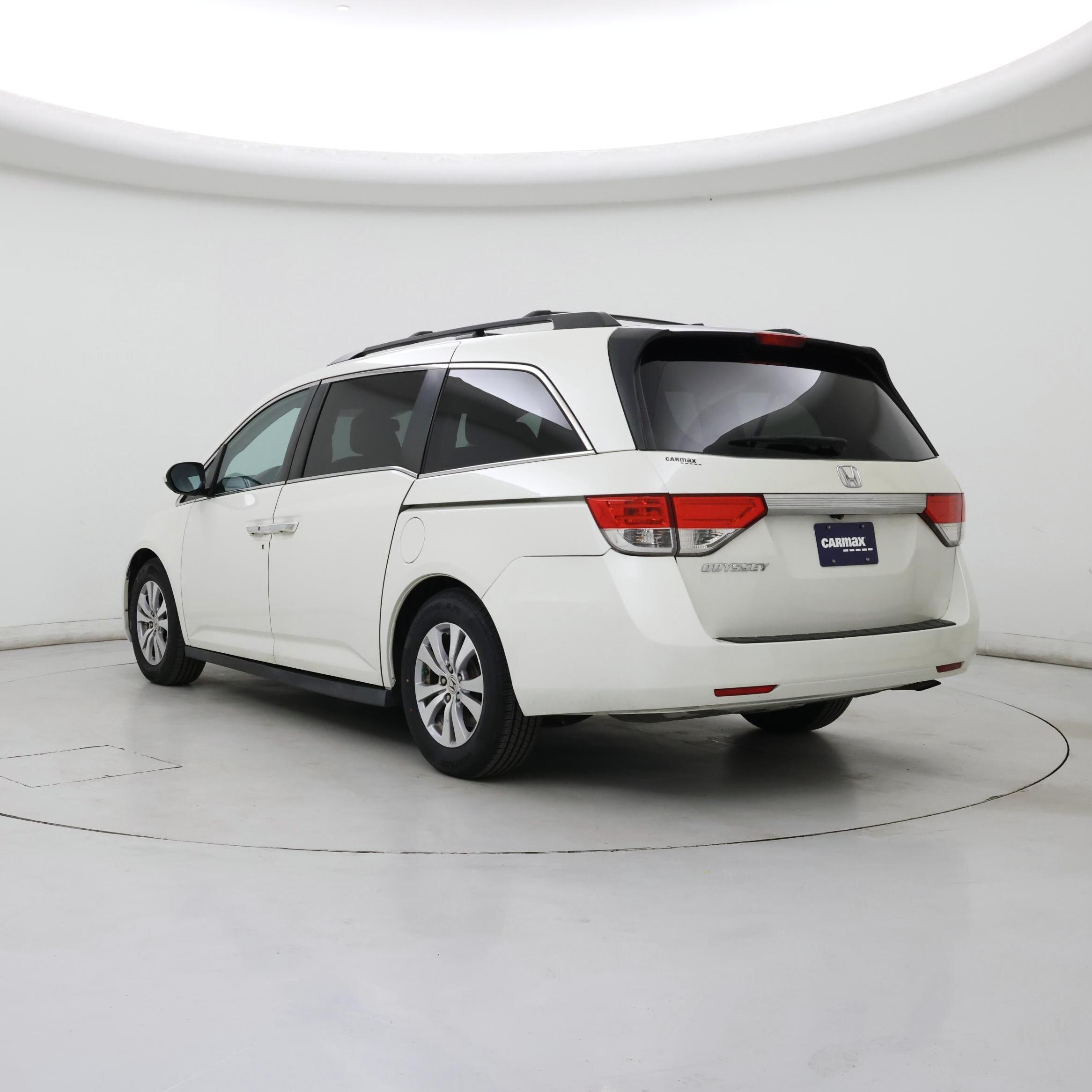 Thumbnail: 2015 Honda Odyssey - 2