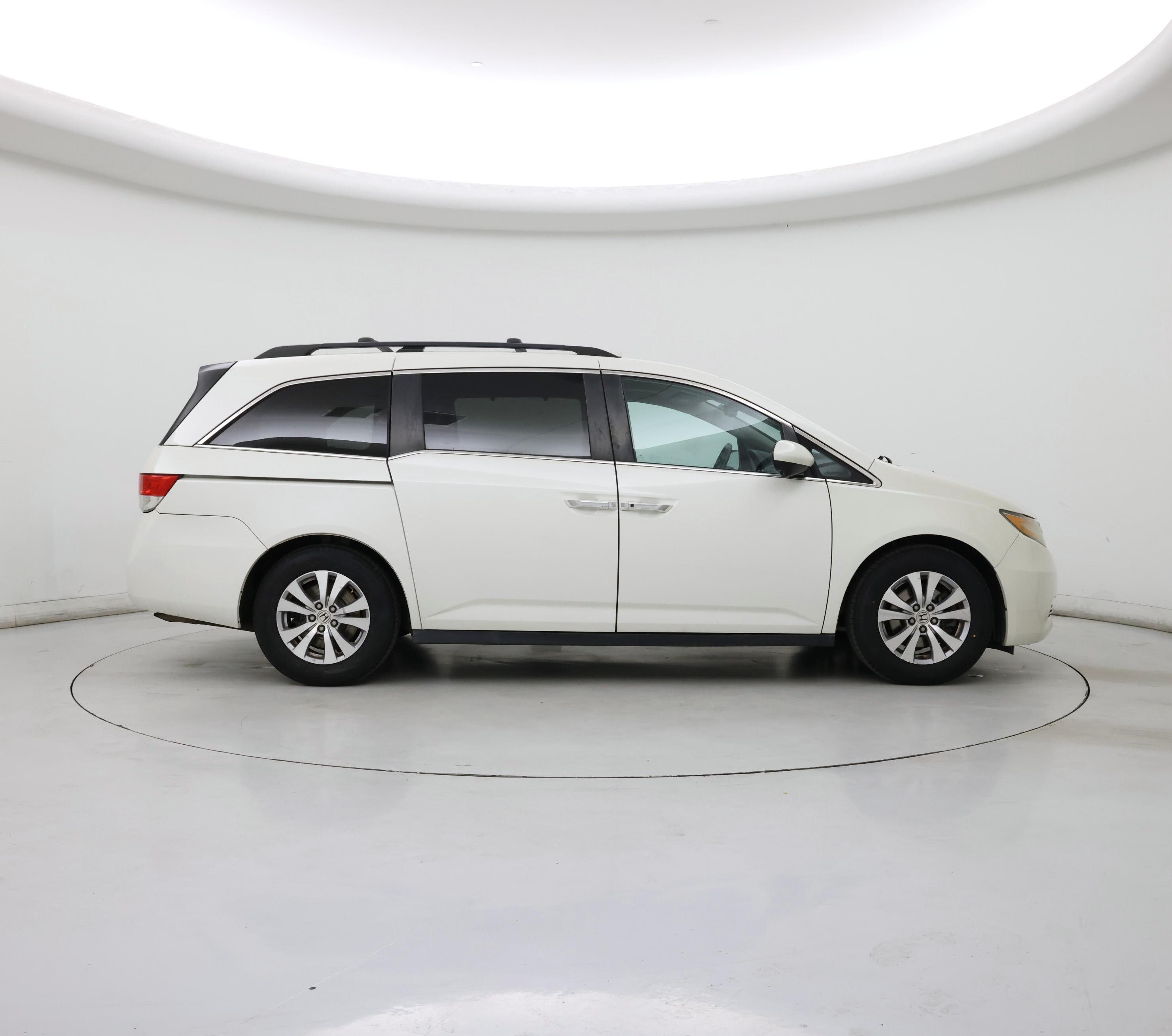 Thumbnail: 2015 Honda Odyssey - 7