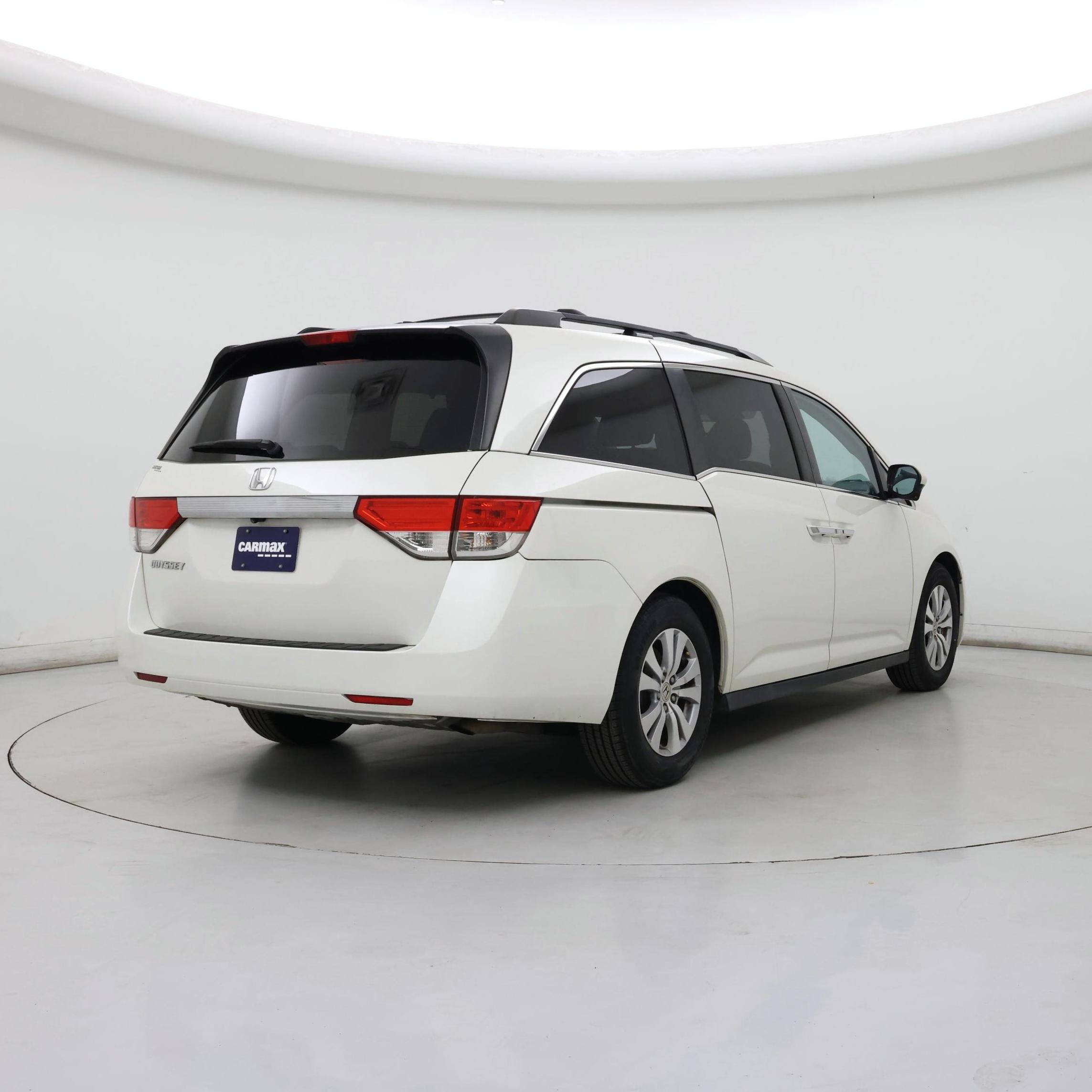 Thumbnail: 2015 Honda Odyssey - 8