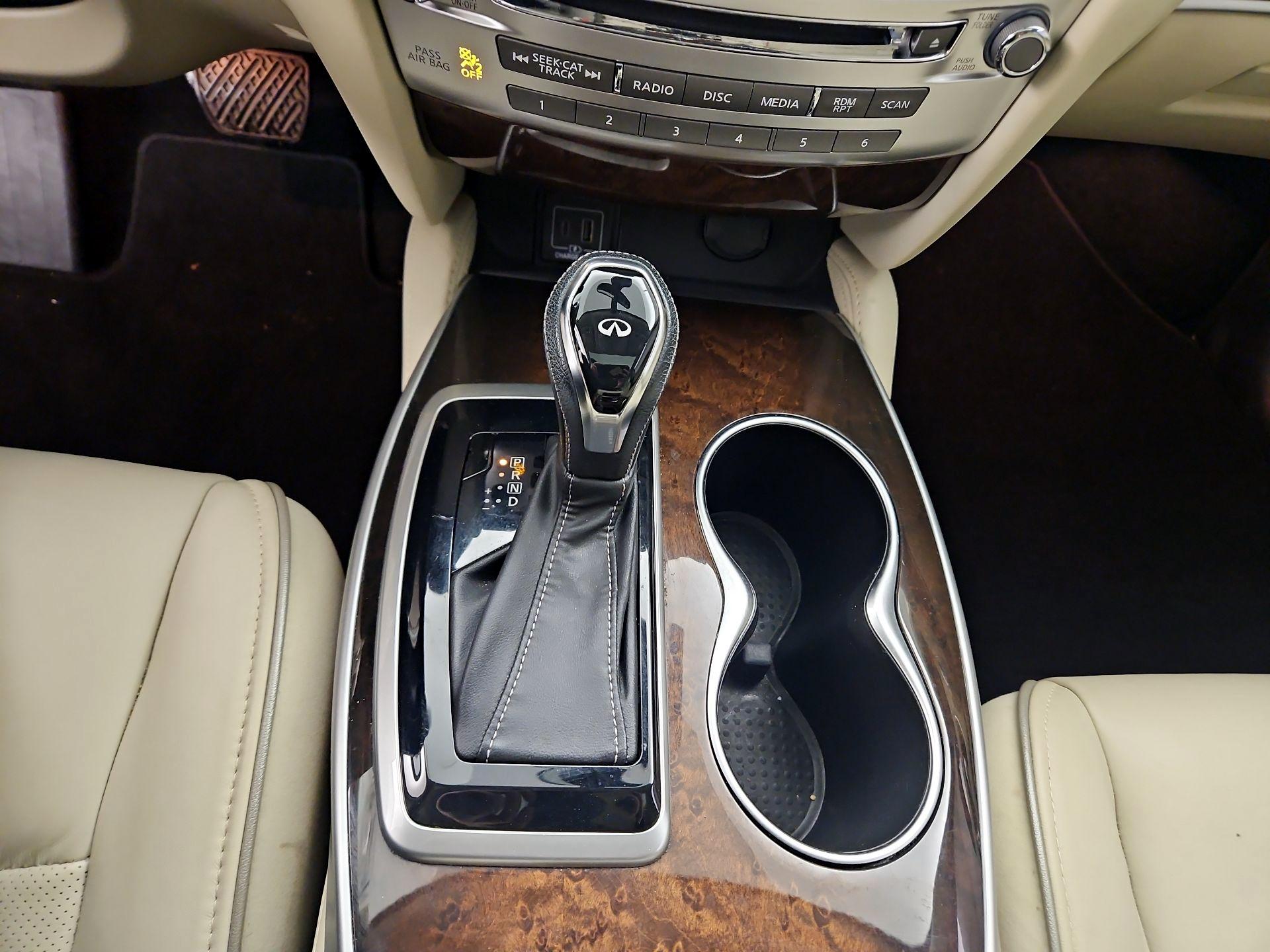 Thumbnail: 2019 INFINITI QX60 - 18