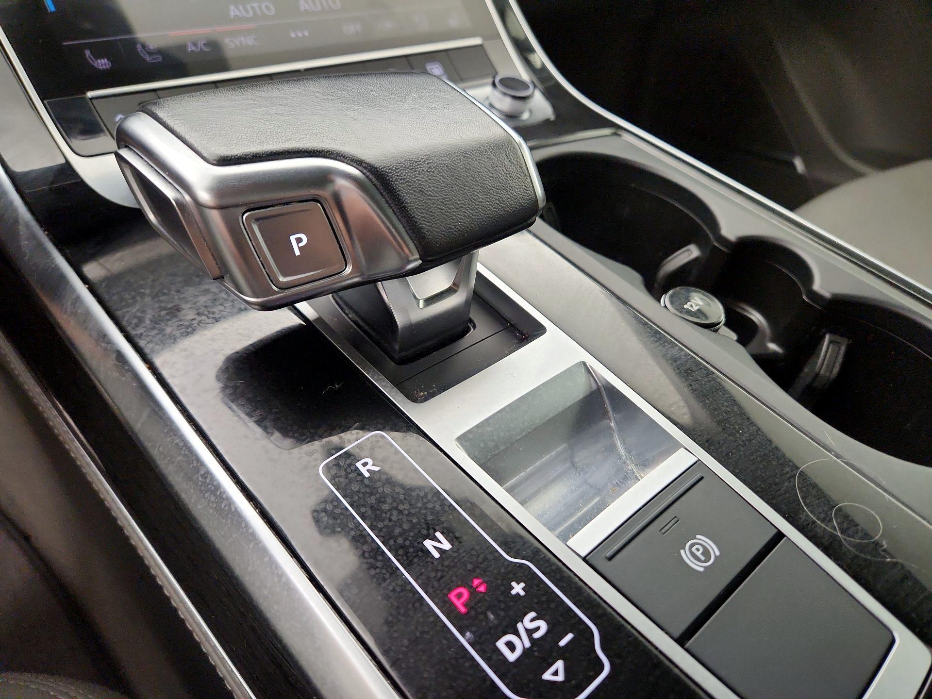 Thumbnail: 2022 Audi Q7 - 15