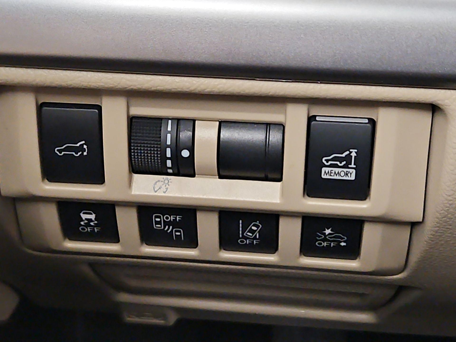 Thumbnail: 2018 Subaru Outback - 13