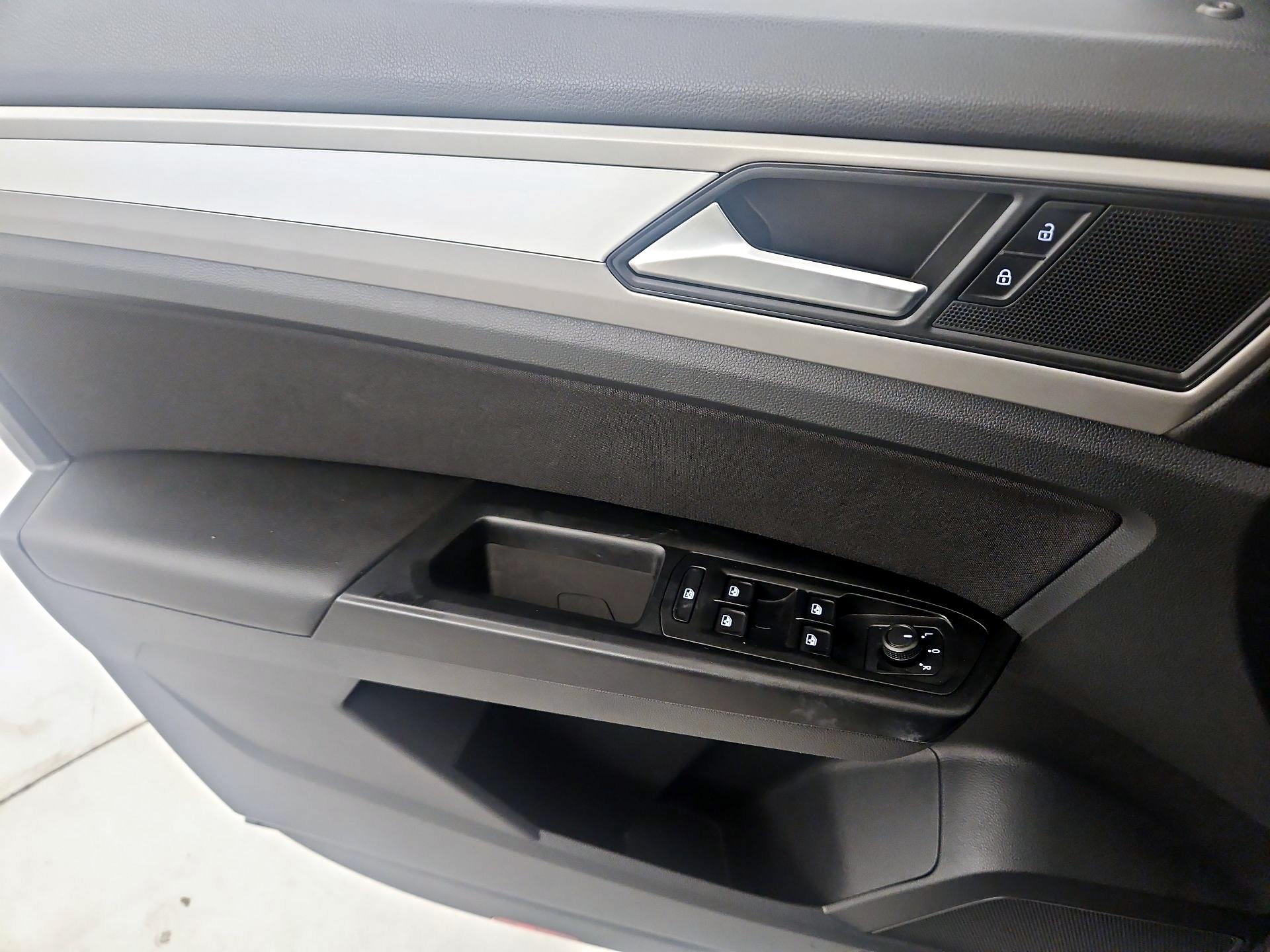 Thumbnail: 2021 Volkswagen Atlas - 12