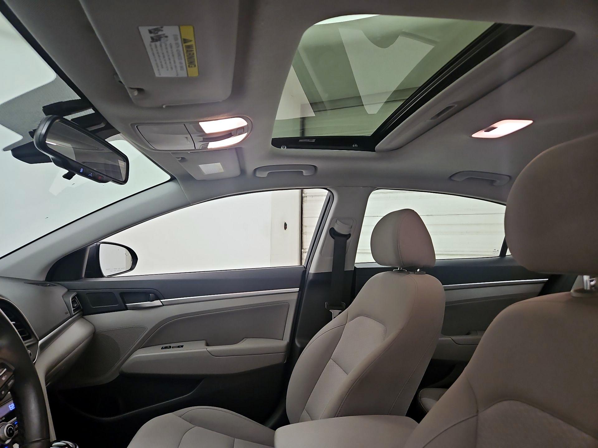 Thumbnail: 2020 Hyundai Elantra - 19