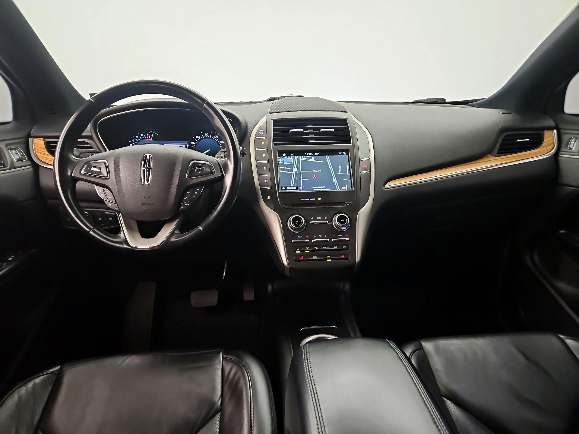 Thumbnail: 2016 Lincoln MKC - 9