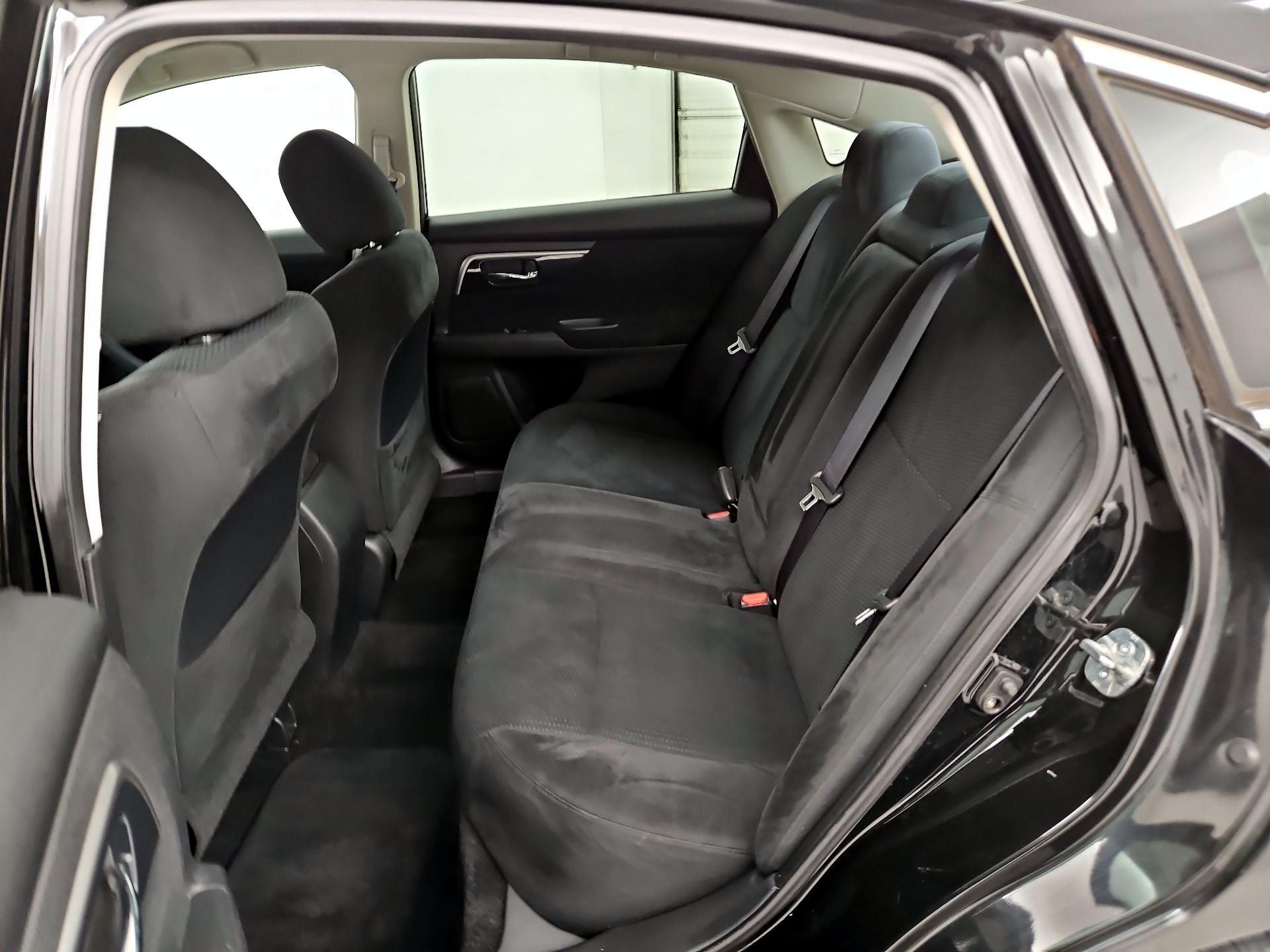 Thumbnail: 2014 Nissan Altima - 19