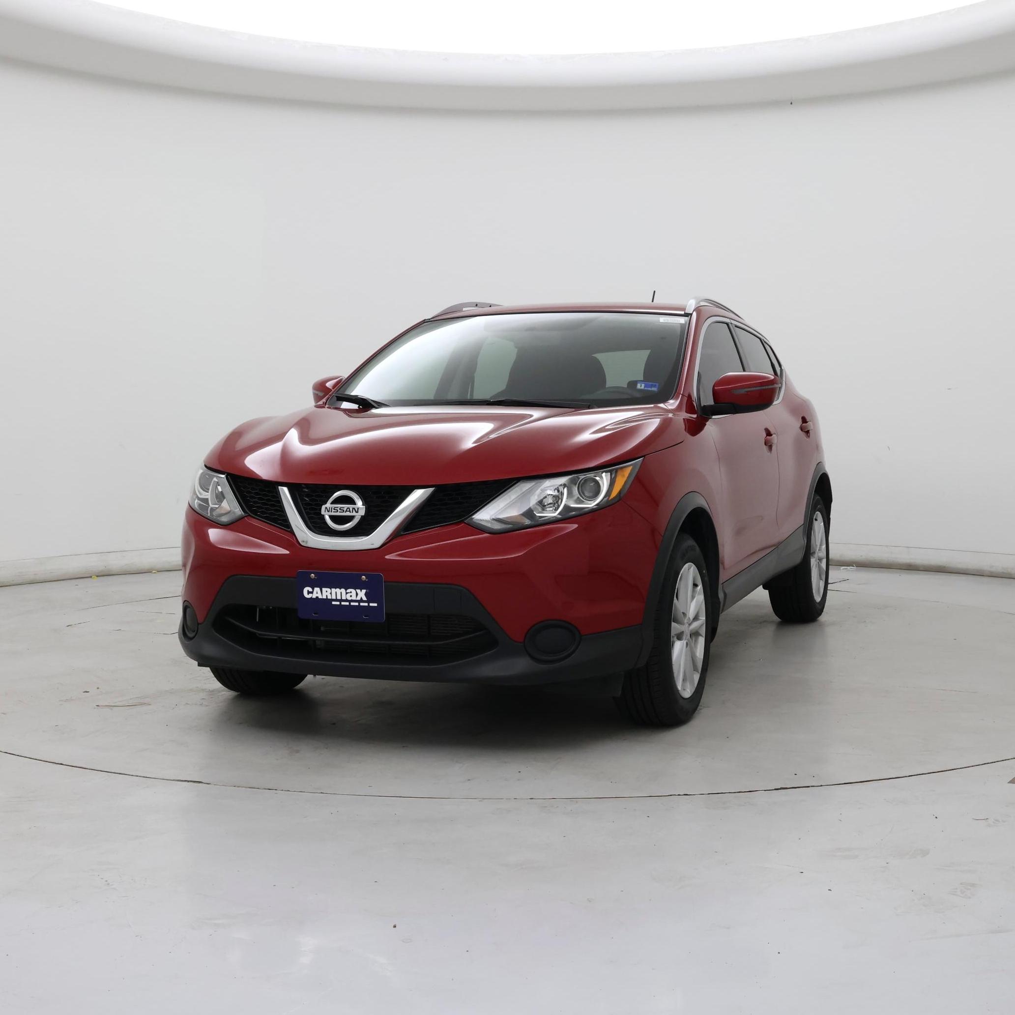 Thumbnail: 2017 Nissan Rogue Sport - 4