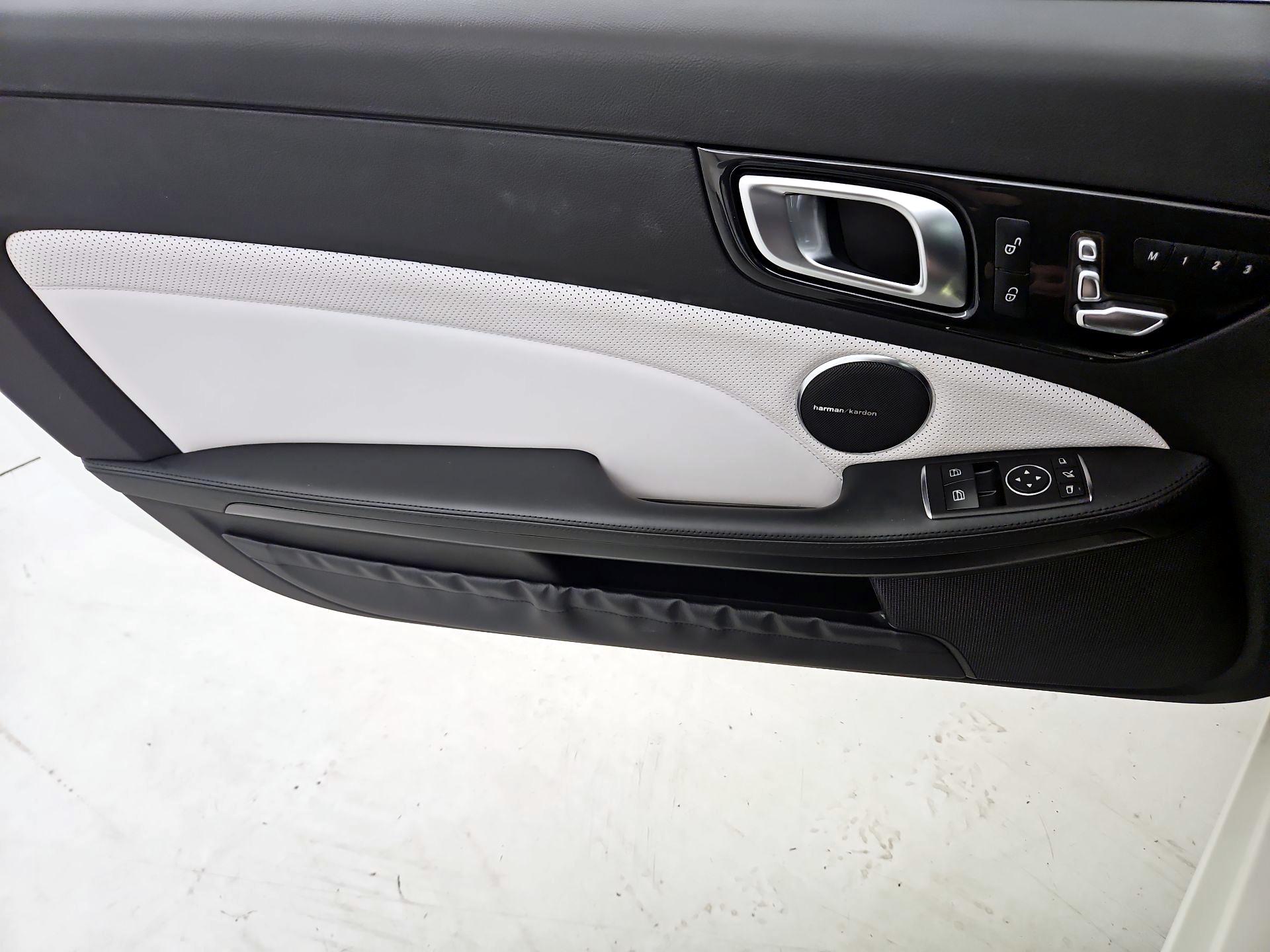 Thumbnail: 2018 Mercedes-Benz SLC - 12