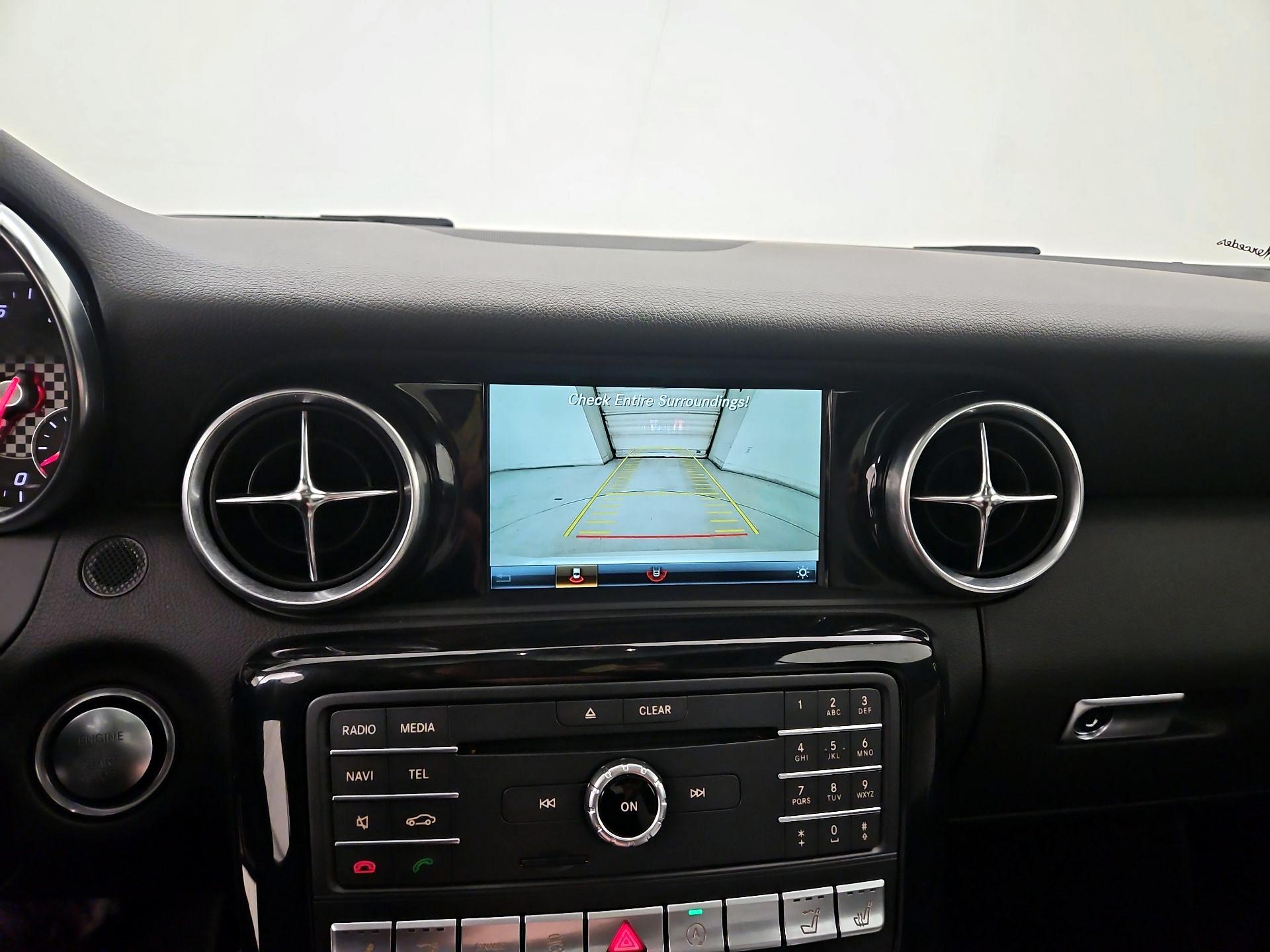 Thumbnail: 2018 Mercedes-Benz SLC - 15