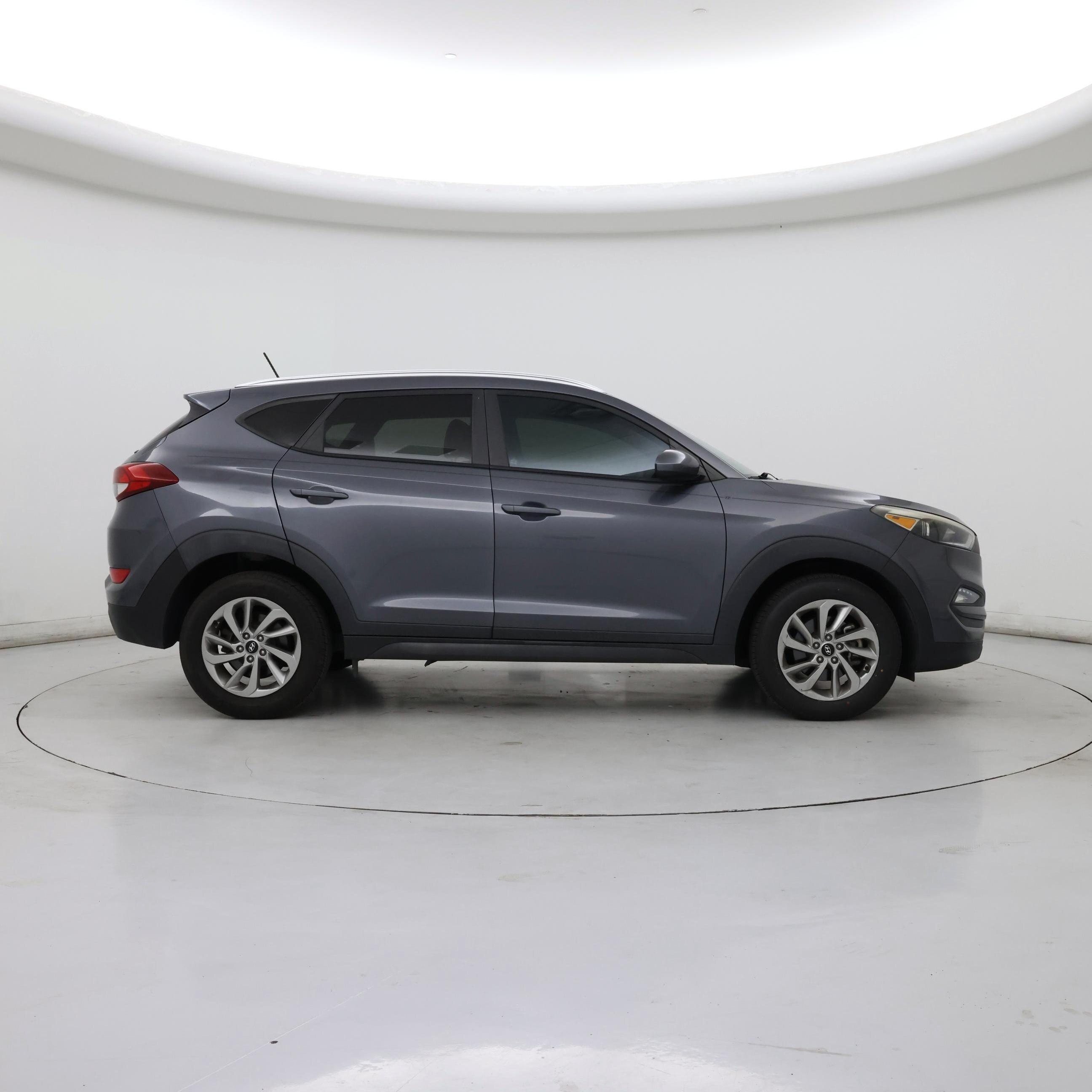 Thumbnail: 2016 Hyundai Tucson - 7
