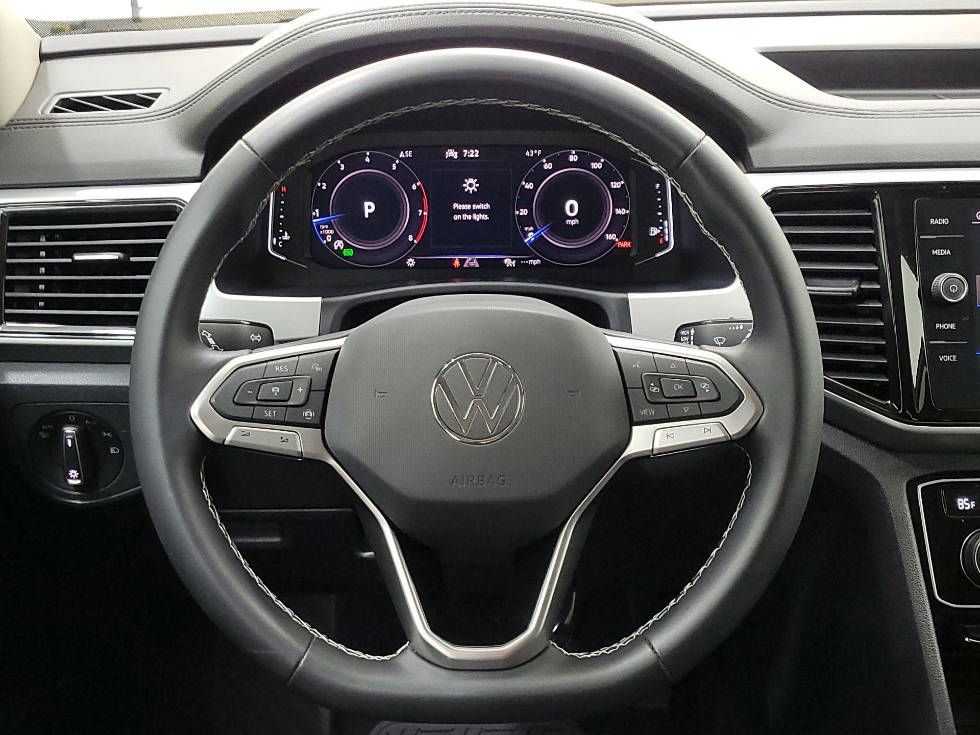 Thumbnail: 2023 Volkswagen Atlas - 10