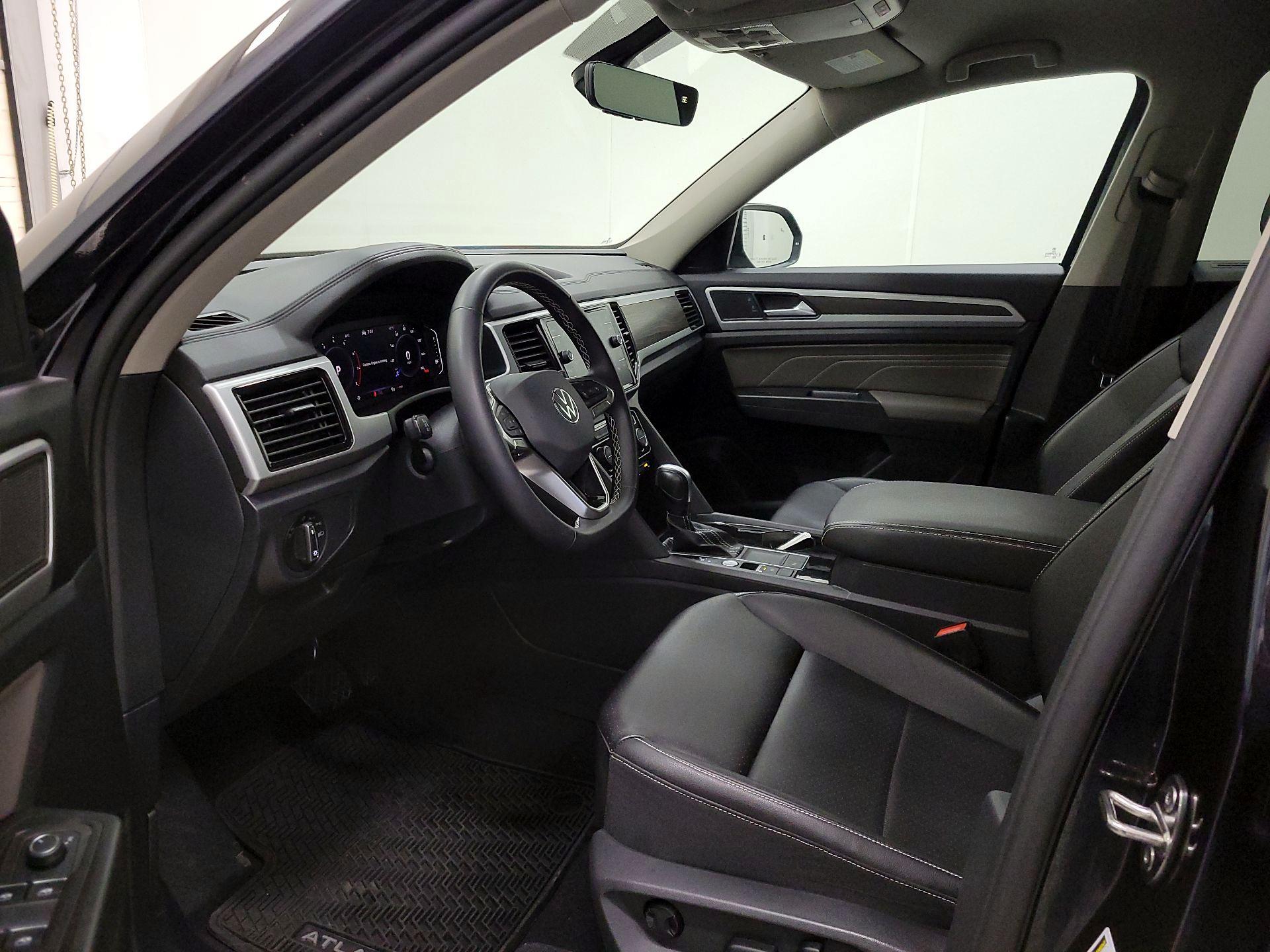 Thumbnail: 2023 Volkswagen Atlas - 11