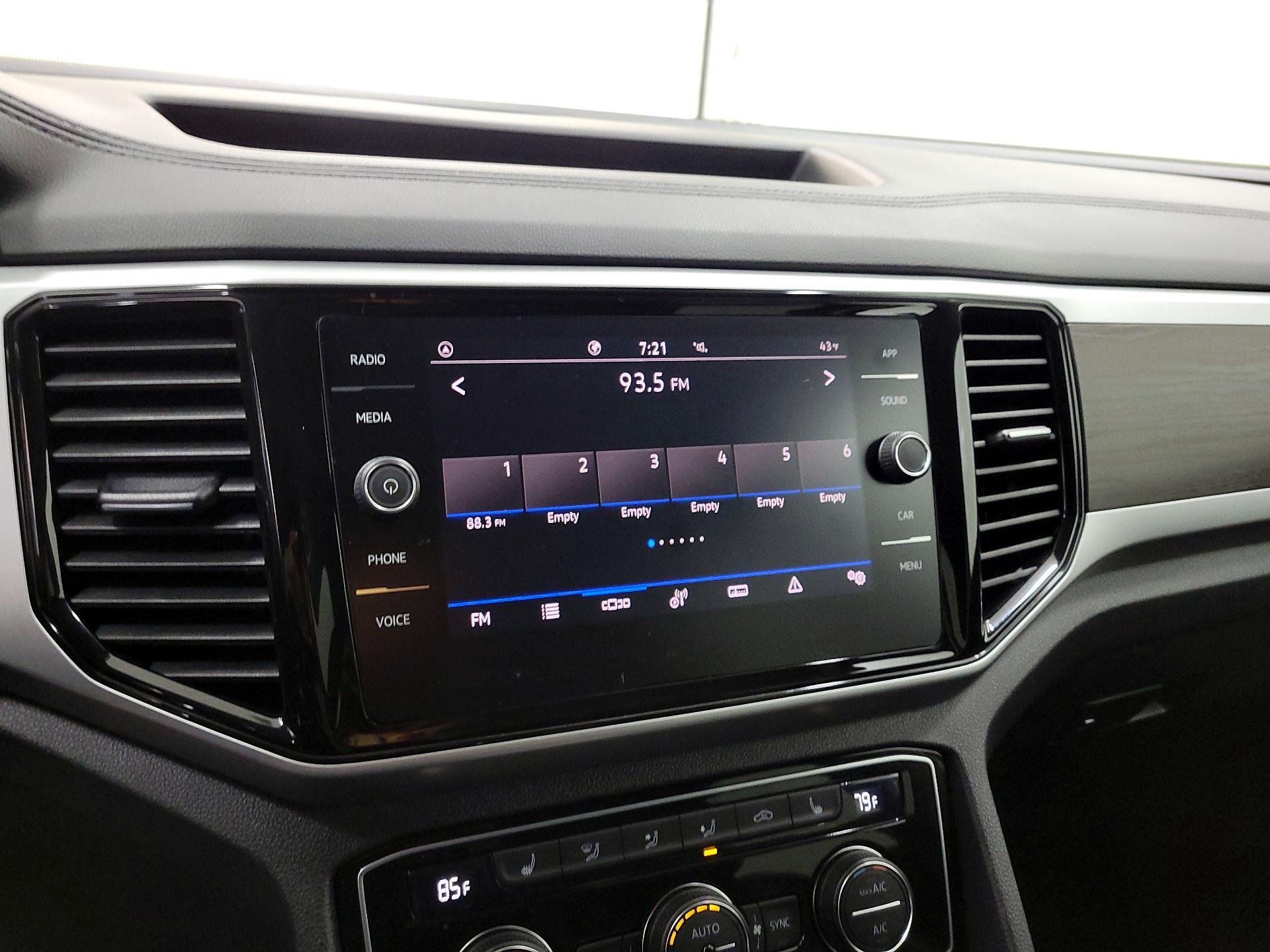 Thumbnail: 2023 Volkswagen Atlas - 15