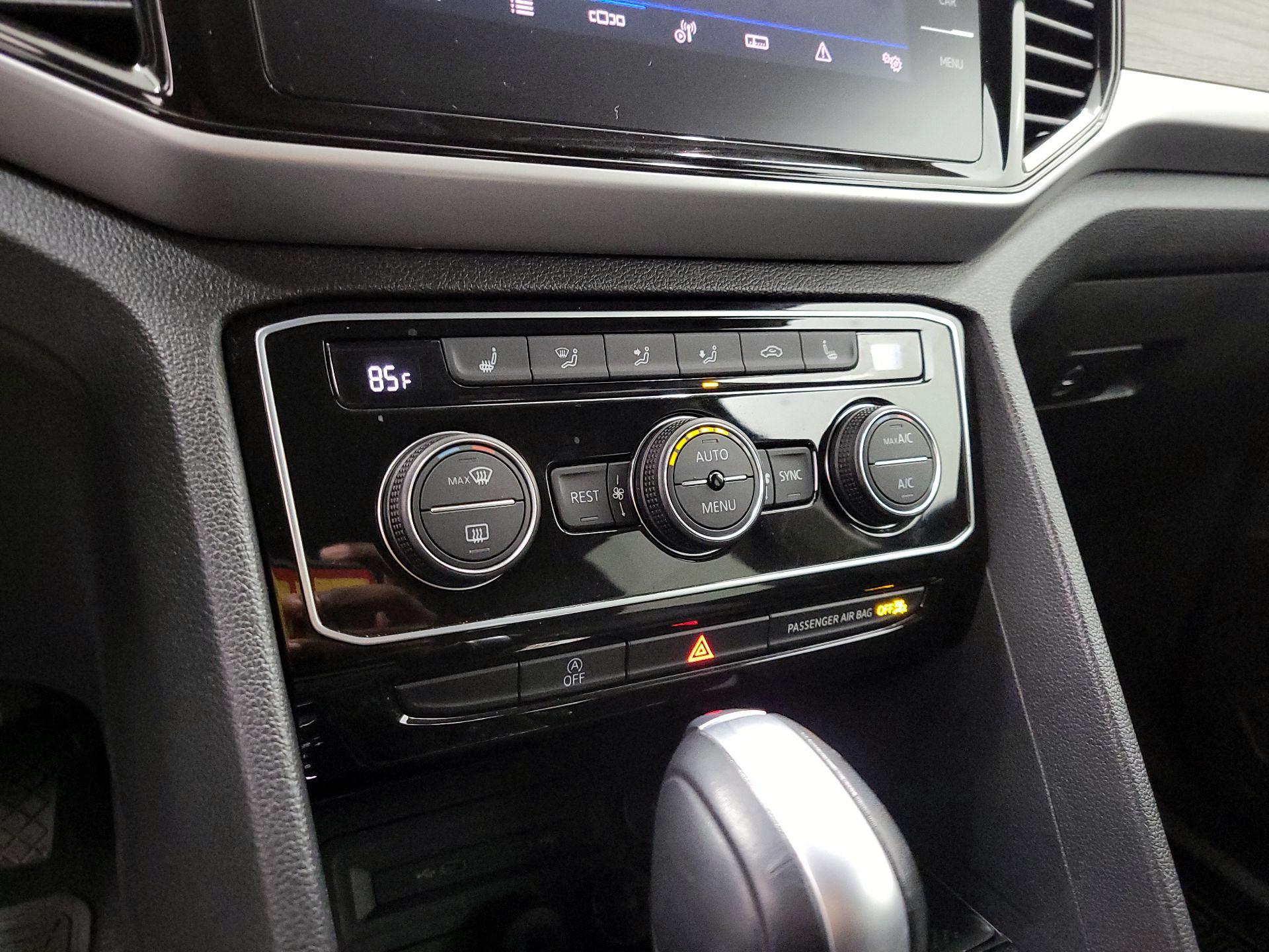 Thumbnail: 2023 Volkswagen Atlas - 16