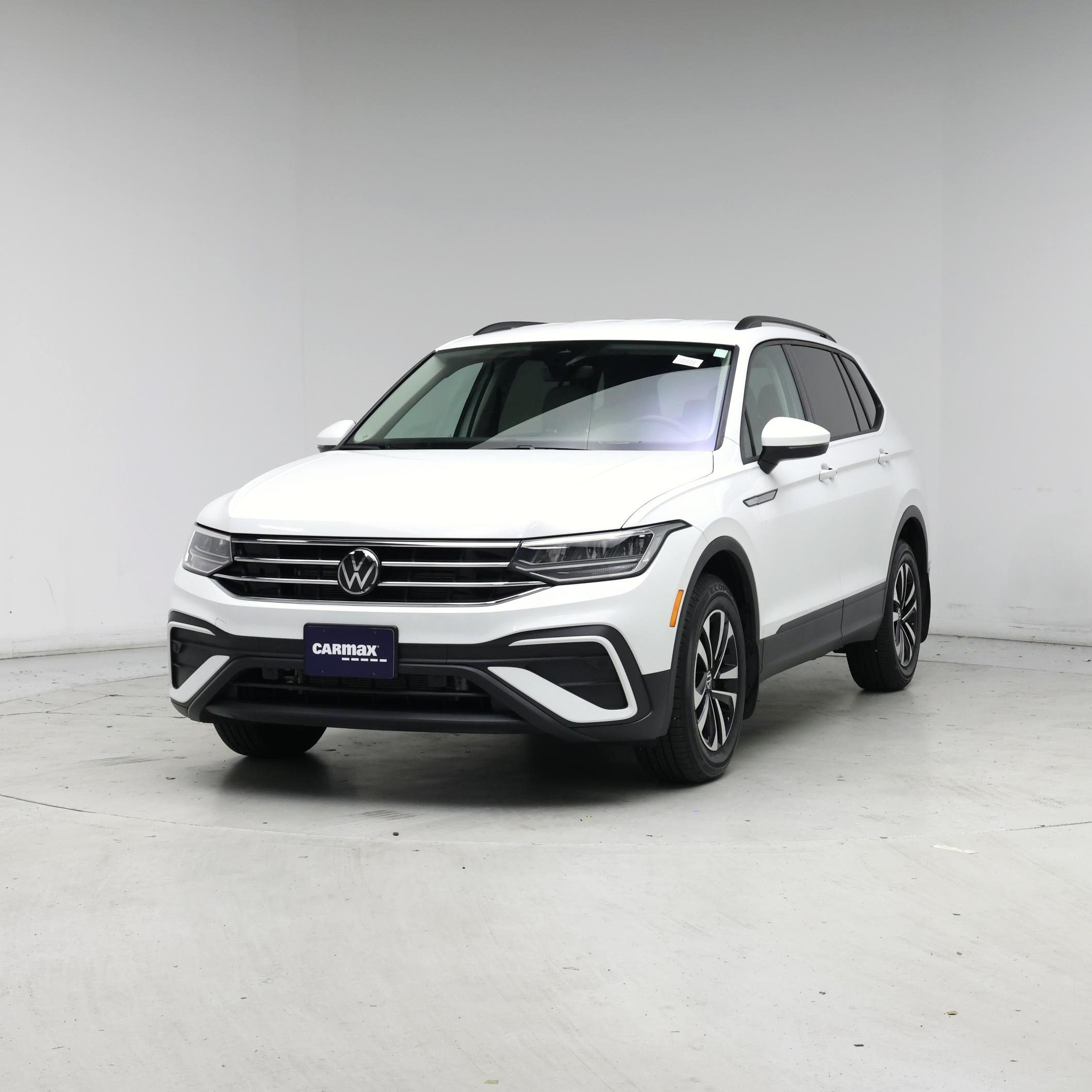 Thumbnail: 2024 Volkswagen Tiguan - 4