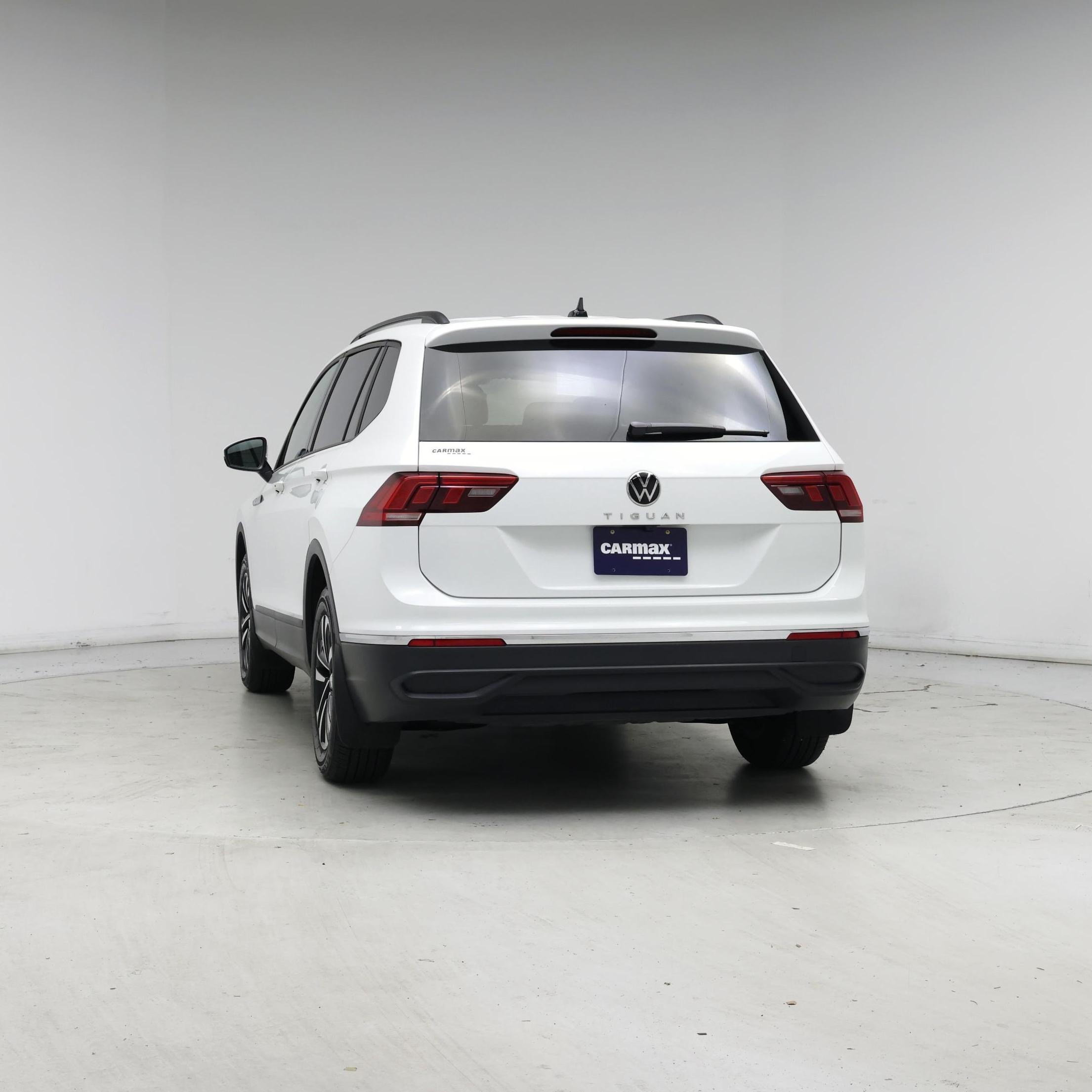 Thumbnail: 2024 Volkswagen Tiguan - 6