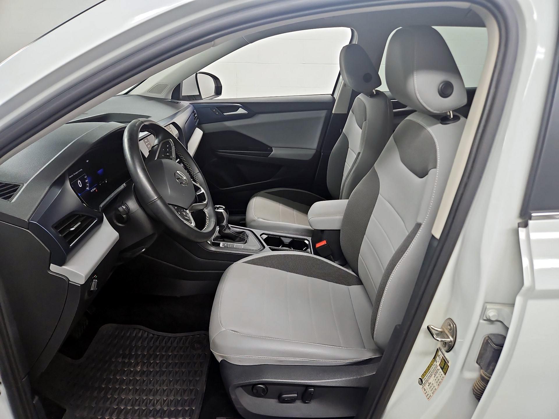 Thumbnail: 2022 Volkswagen Taos - 11