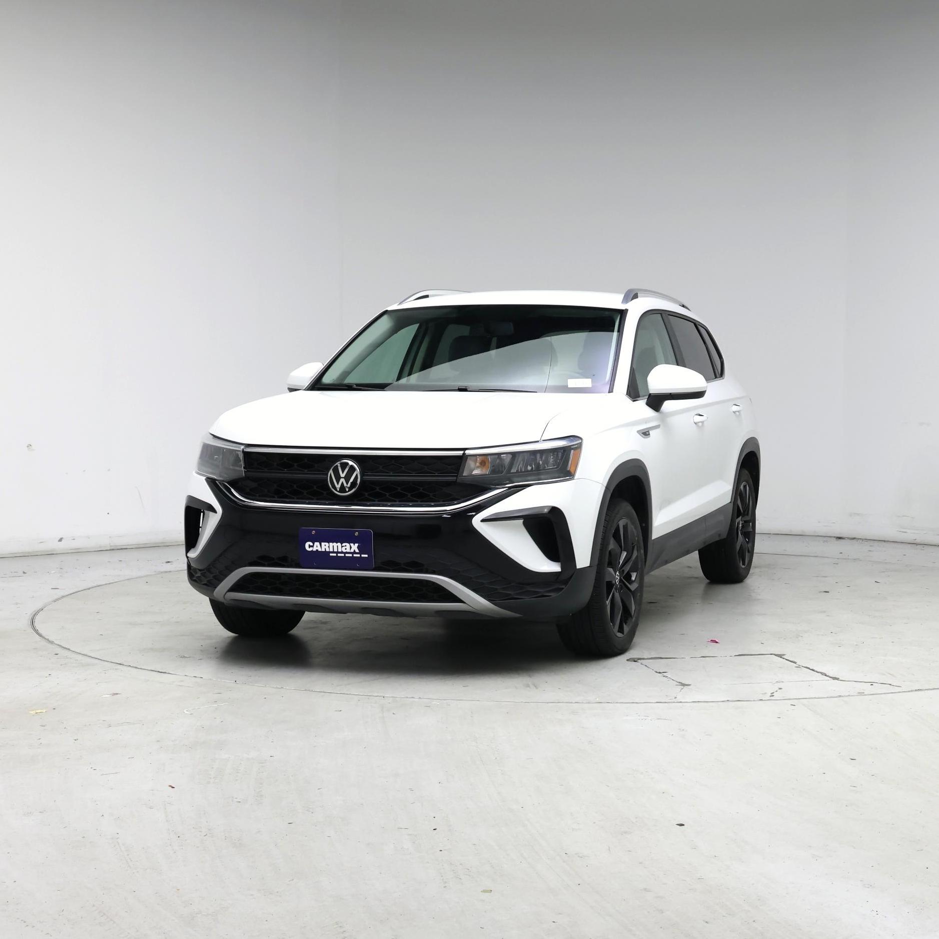 Thumbnail: 2022 Volkswagen Taos - 4