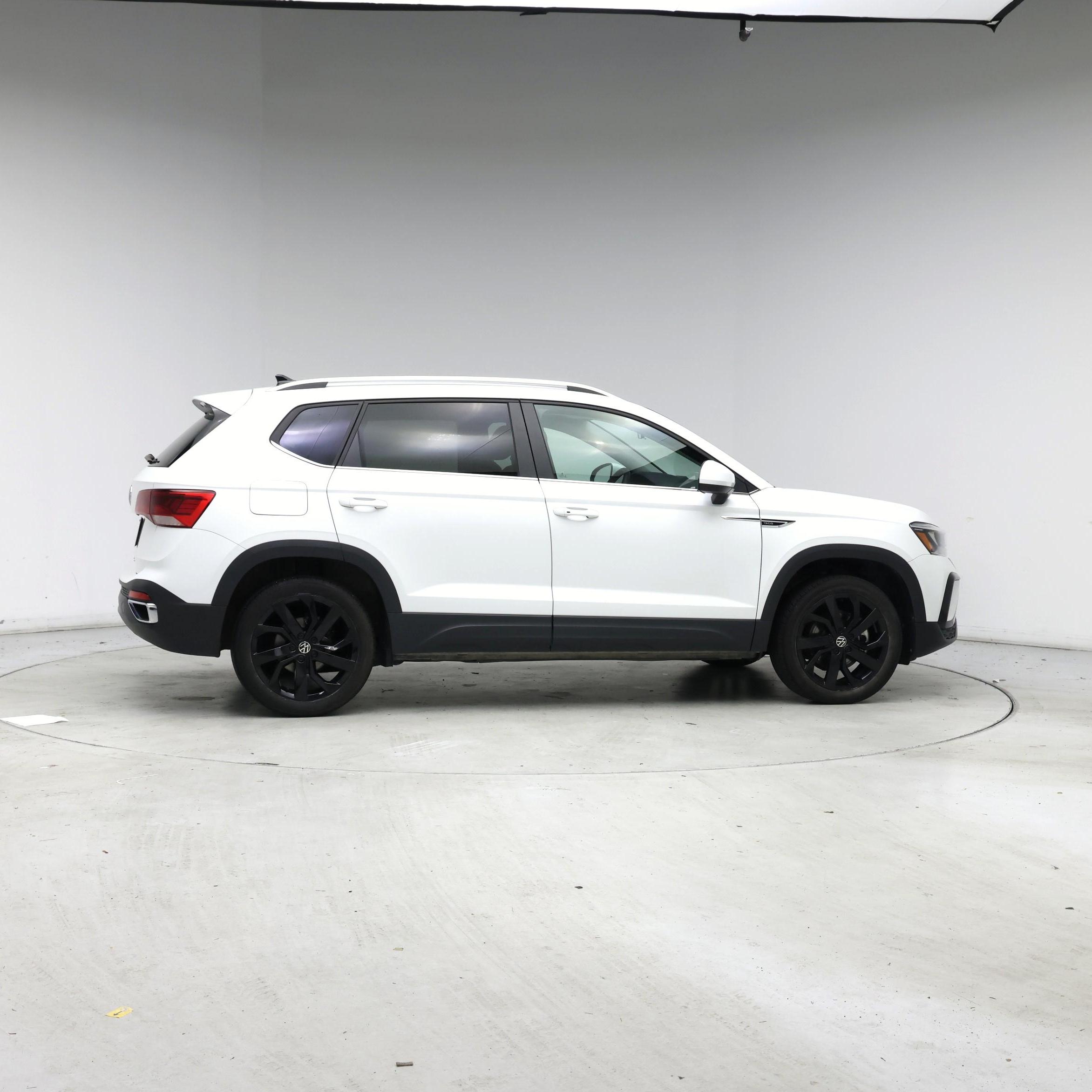 Thumbnail: 2022 Volkswagen Taos - 7