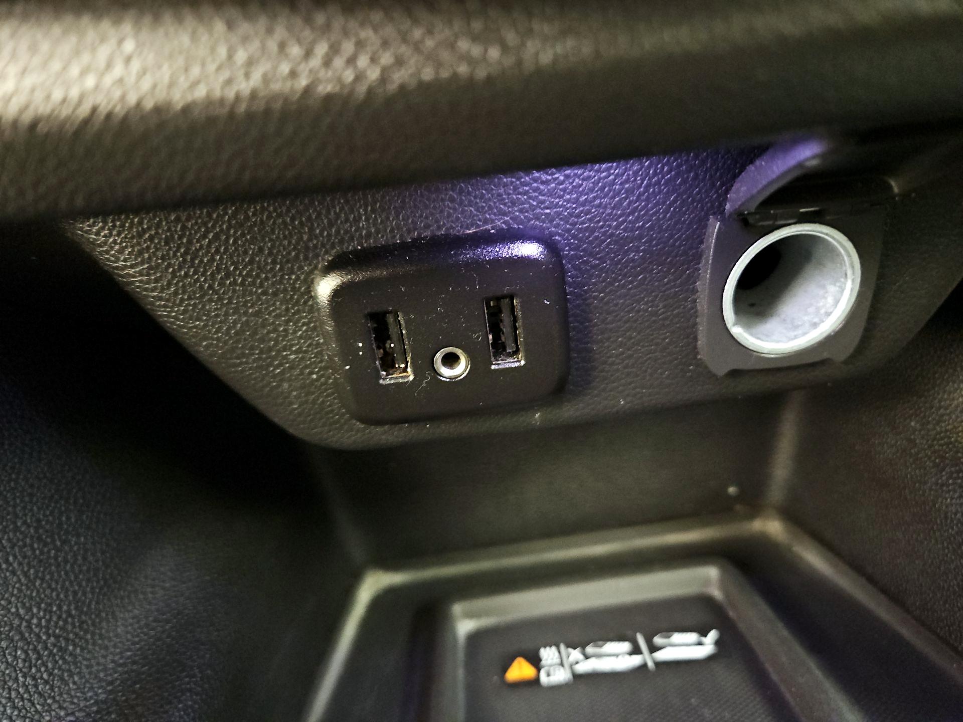 Thumbnail: 2019 Chevrolet Traverse - 18