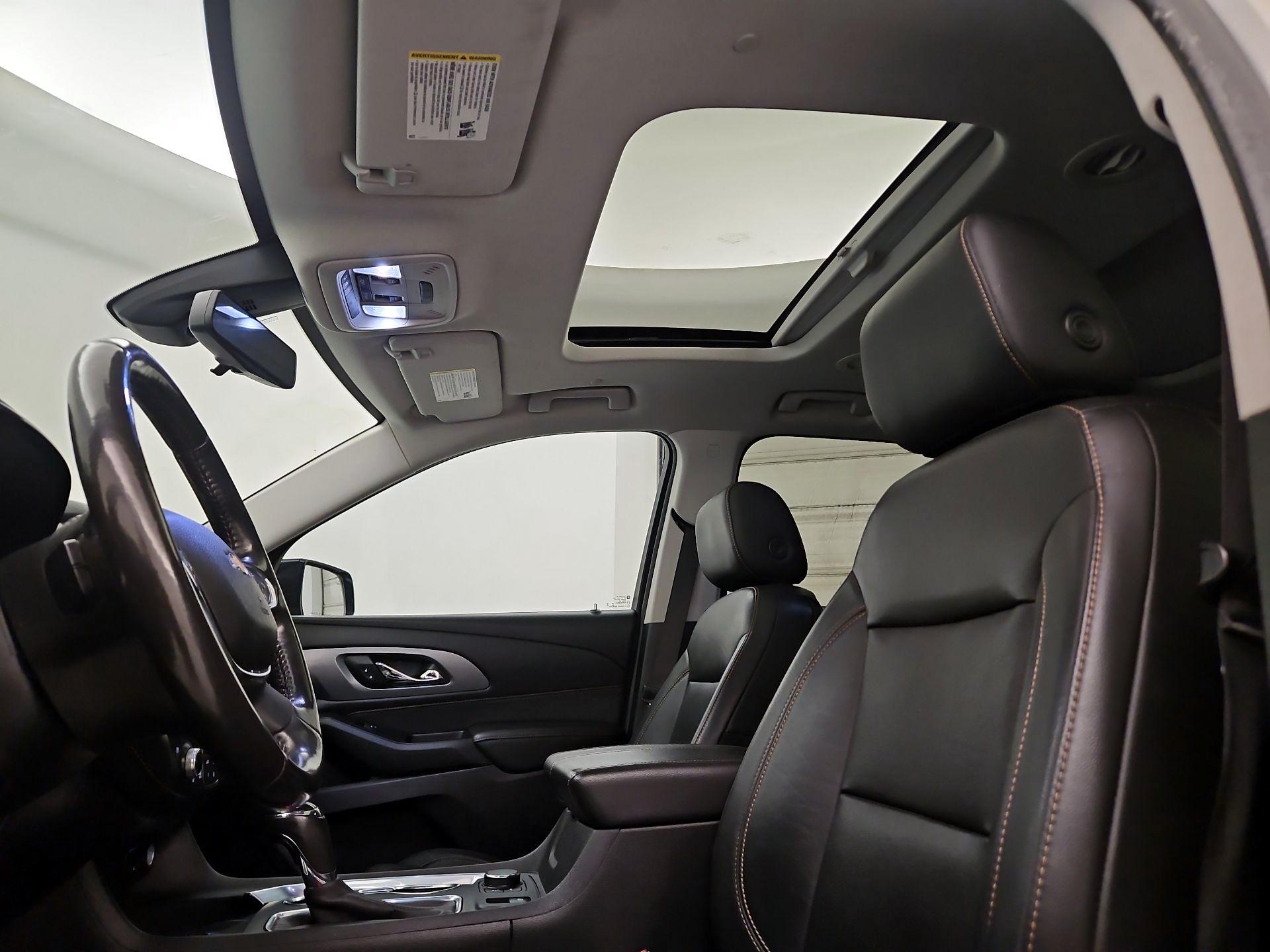 Thumbnail: 2019 Chevrolet Traverse - 19