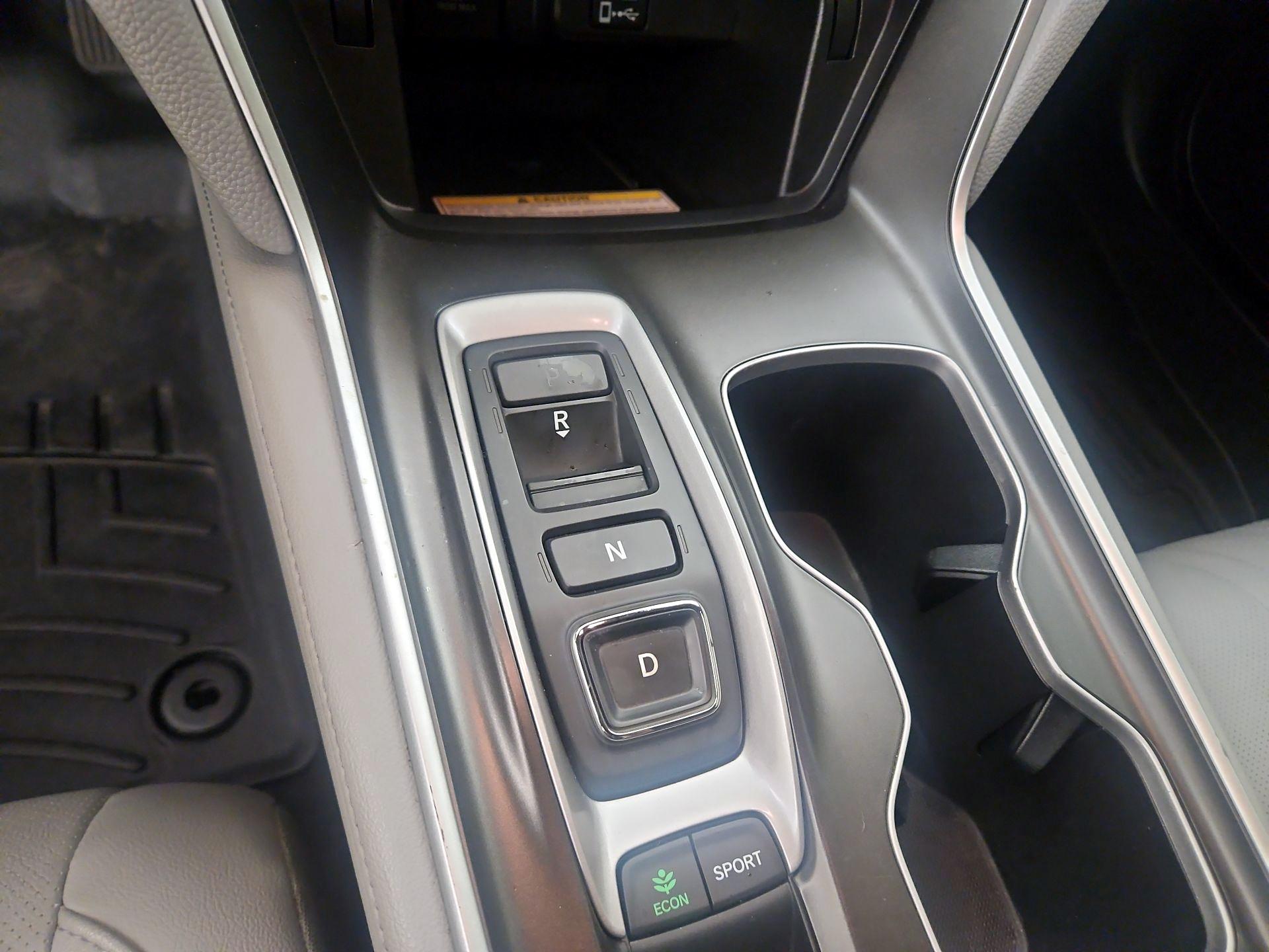 Thumbnail: 2019 Honda Accord - 18