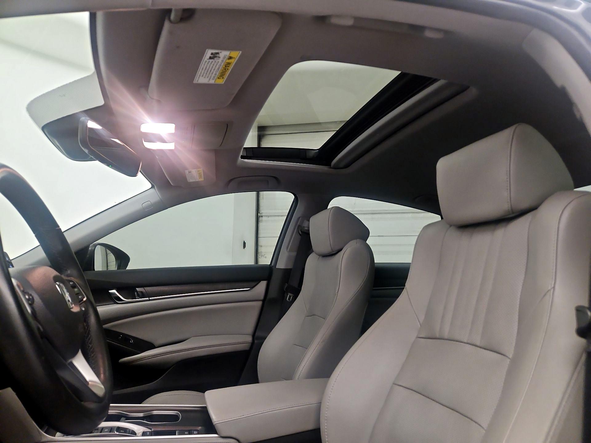 Thumbnail: 2019 Honda Accord - 20