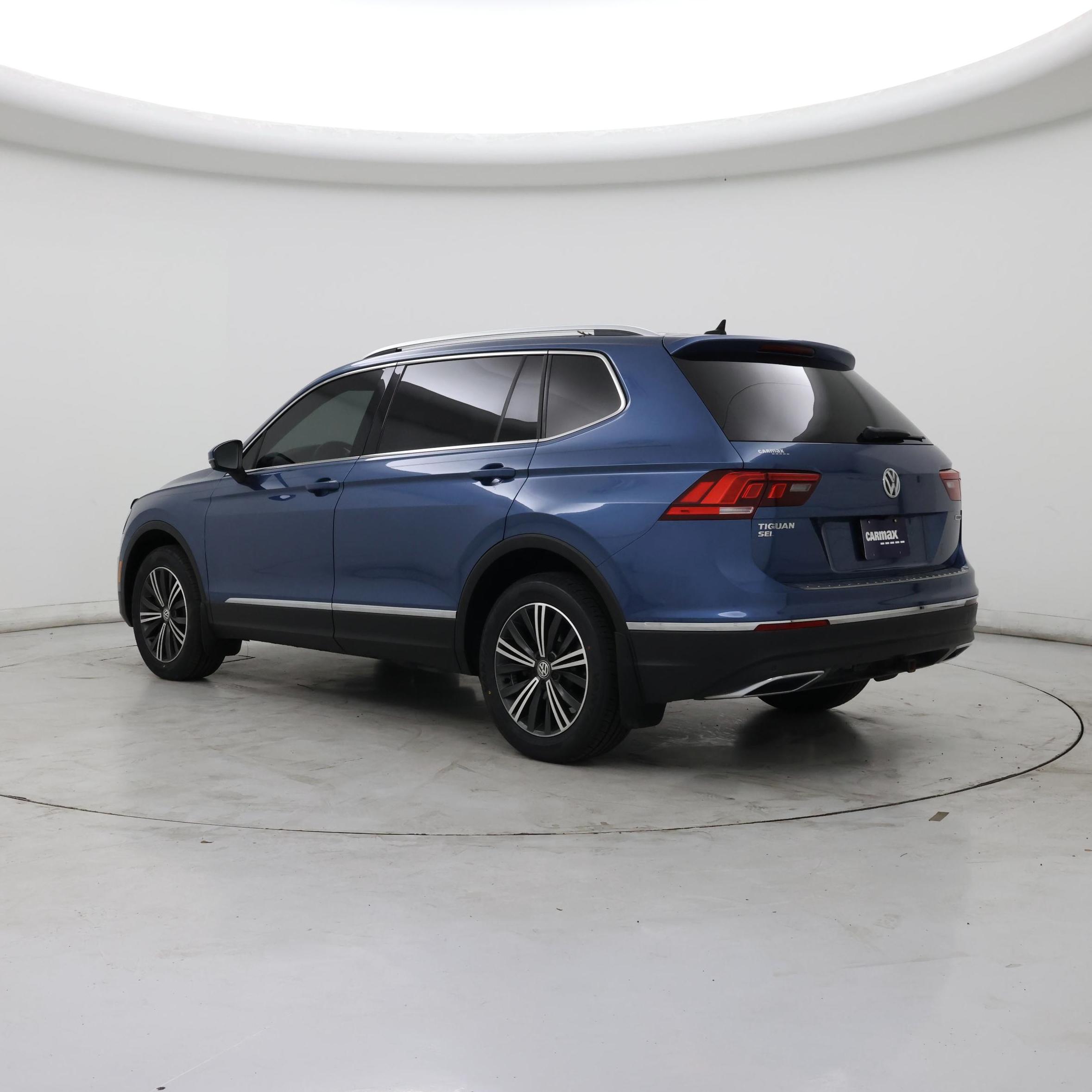 Thumbnail: 2019 Volkswagen Tiguan - 2